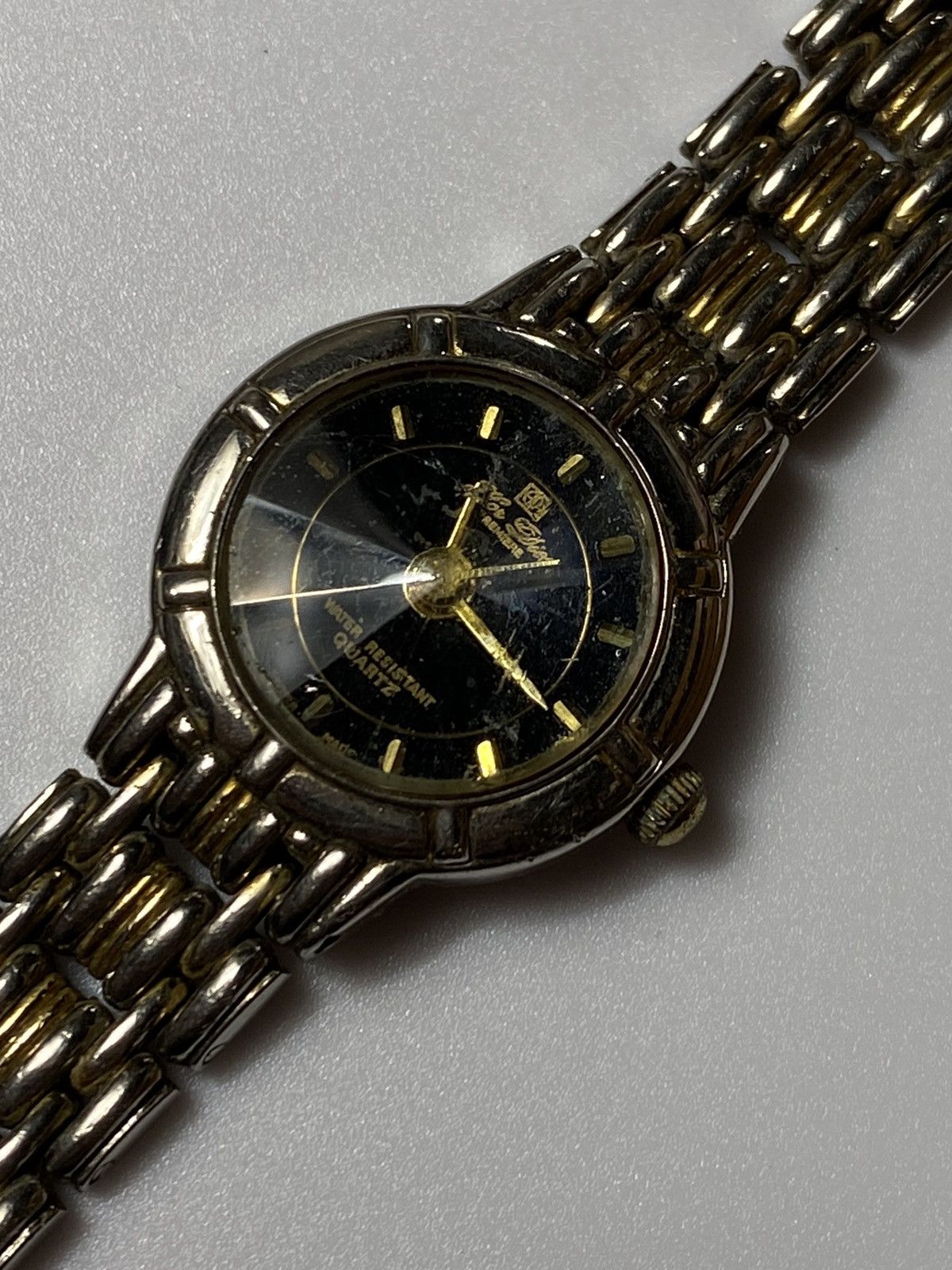 Japanese Brand Vintage Gold-Tone Bracelet Watch - Elegant Design Size ONE SIZE - 4 Thumbnail