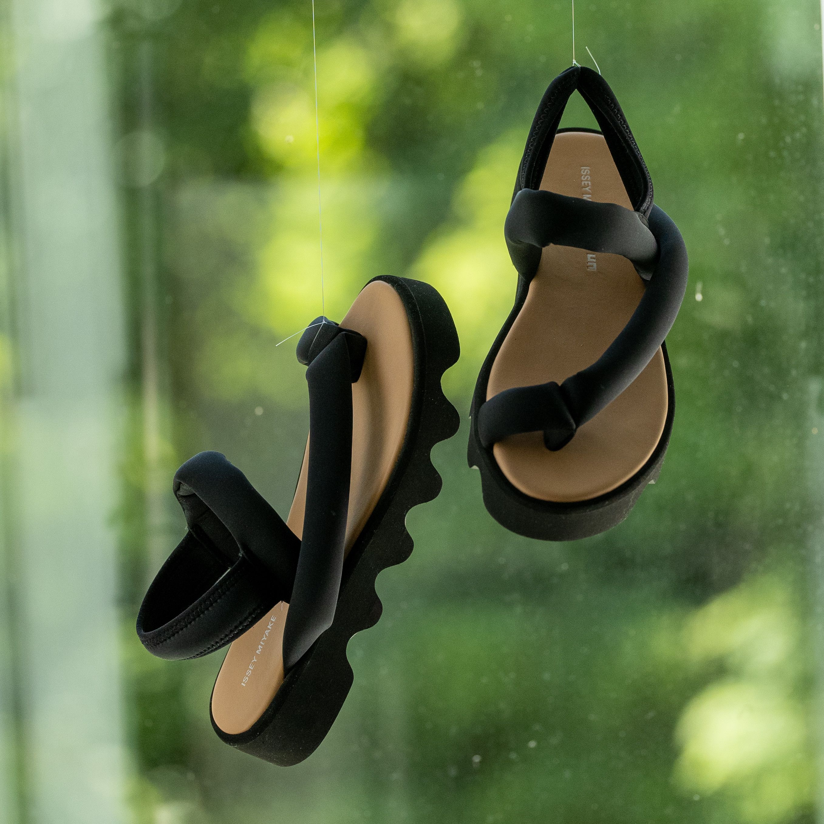★追跡&関税込【ISSEY MIYAKExUNITED NUDE】BOUNCE SANDAL Issey Miyake × UNITED NUDE Issey Miyake x United Nude