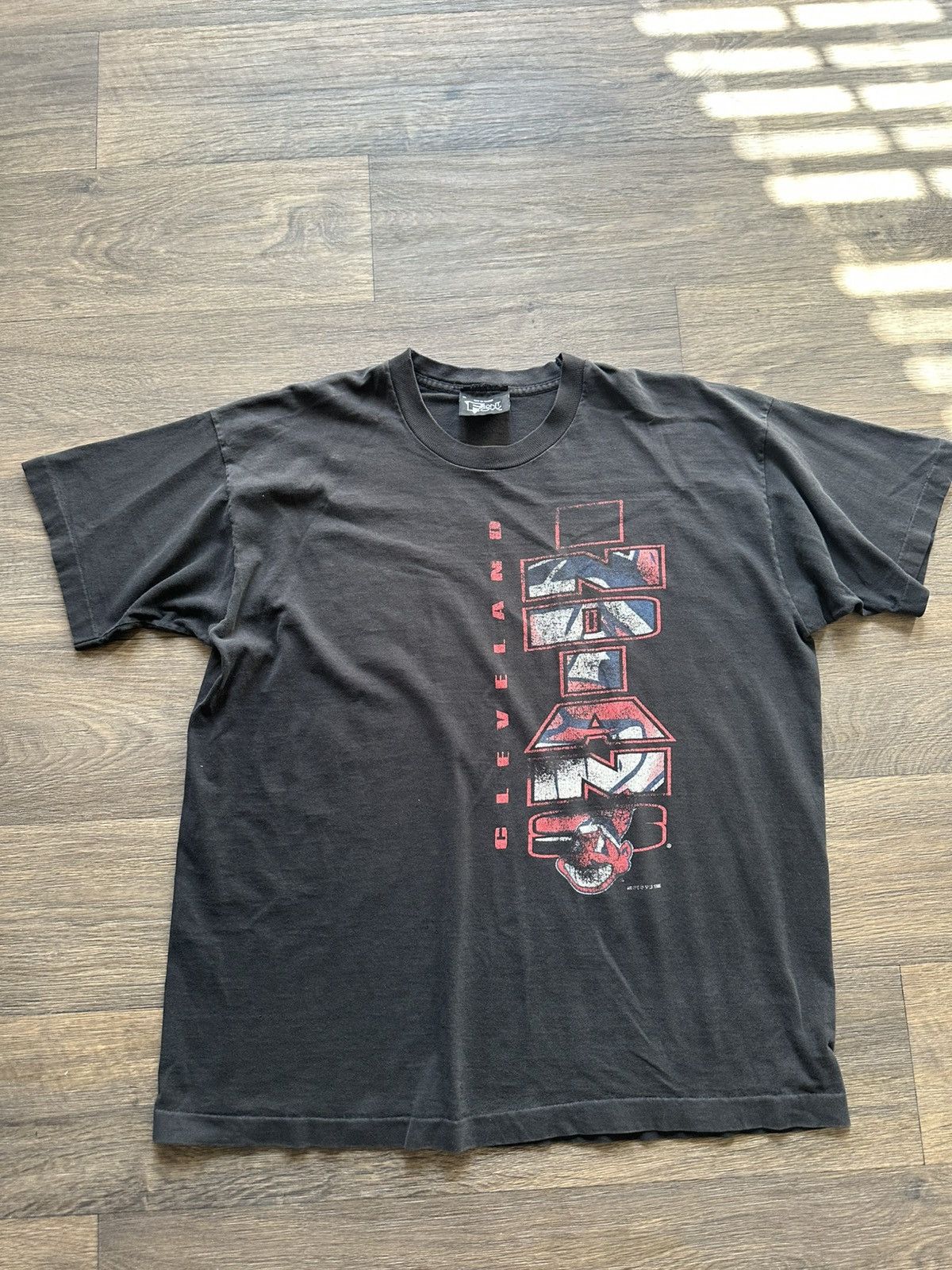 Vintage Vintage Cleveland Indians tee Size US XL / EU 56 / 4 - 2 Thumbnail