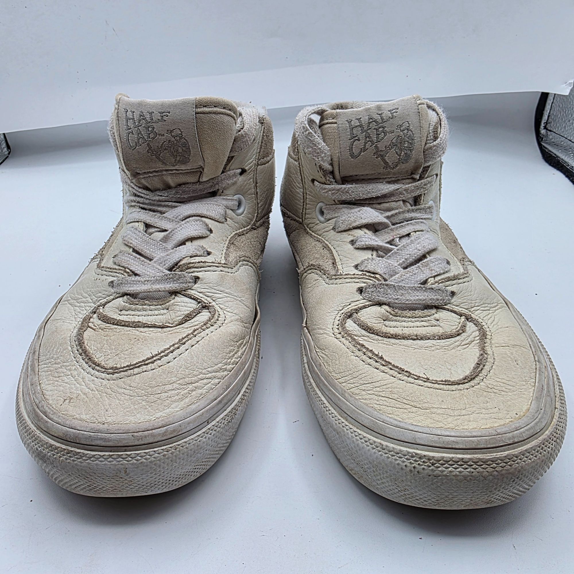 Vans Vans Half Cab Mens Size 5 White Sneaker Shoes Casual Skatebo Size US 5 / EU 37 - 12 Thumbnail