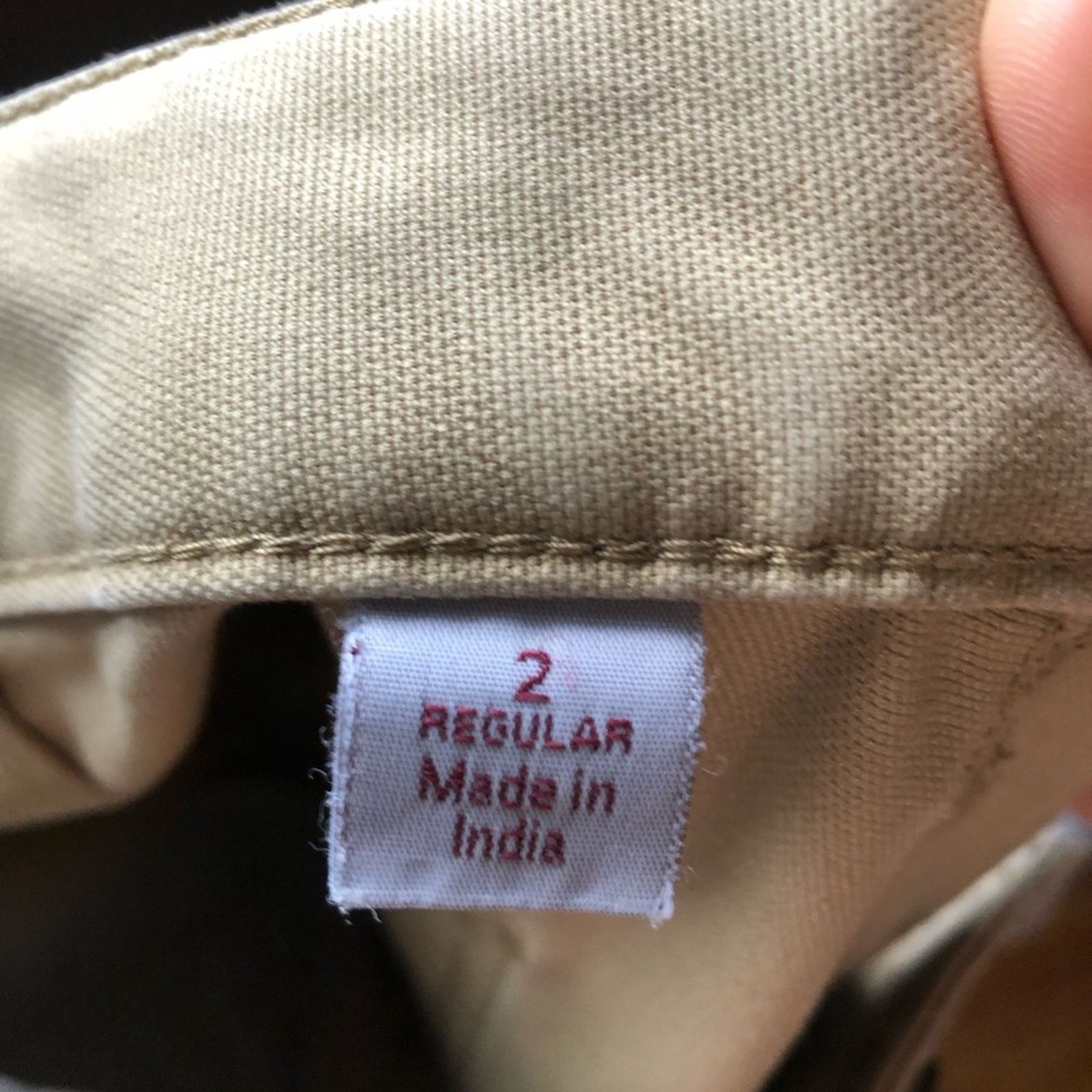 Women’s Carhartt cargo pants in Khaki size 2