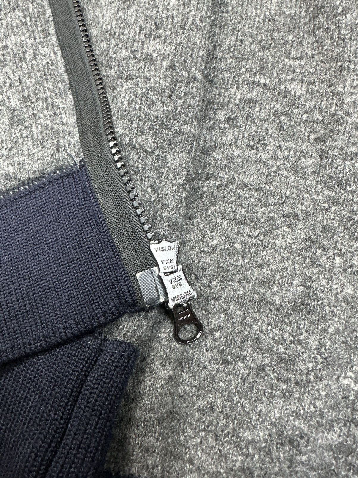 Vintage Gray Fullzip Wool Knitwear Stone Island Size US L / EU 52-54 / 3 - 7 Thumbnail