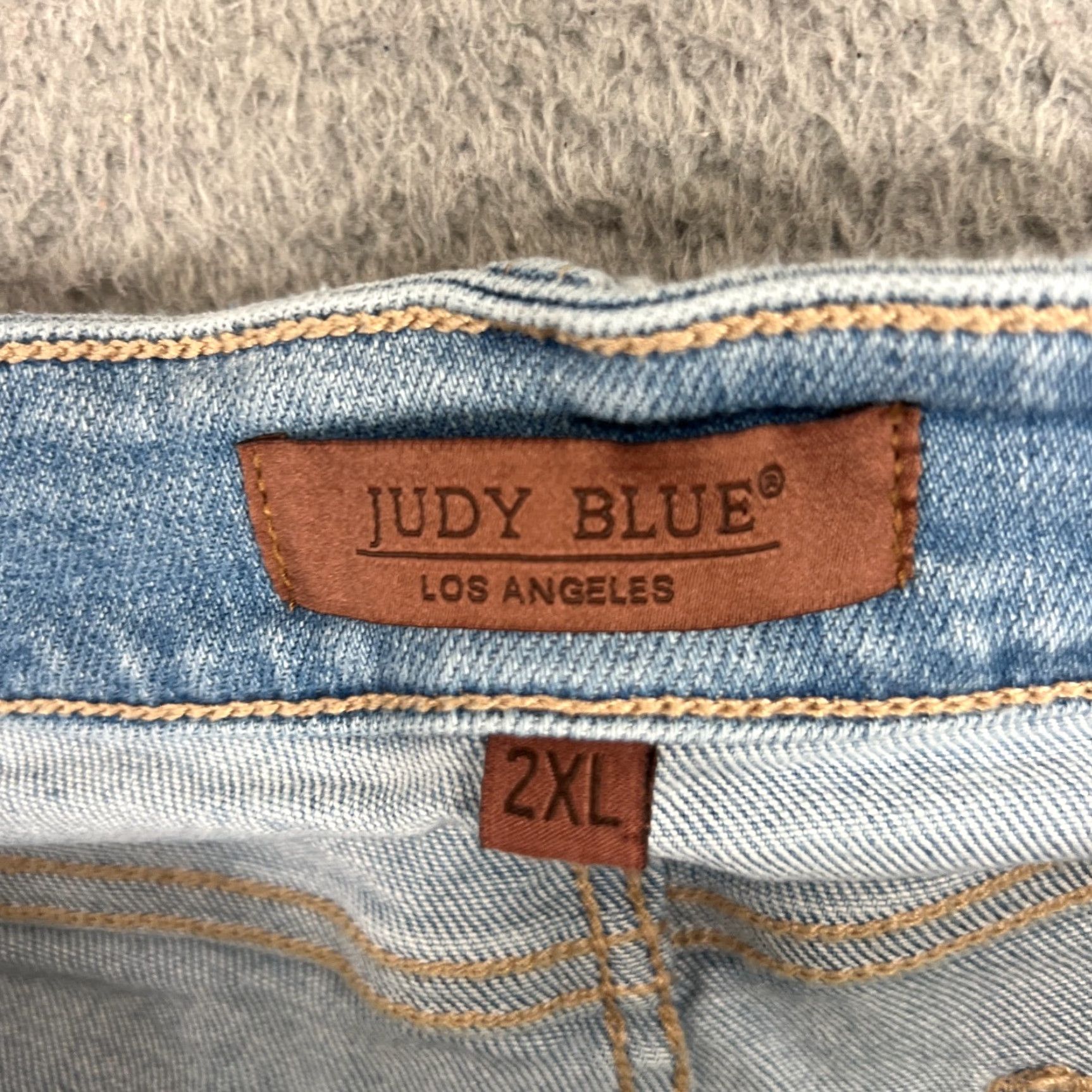 Denime JUDY BLUE Denim Cut-Off Shorts Women’s 2XL Blue Distressed Stretch JB15207LT Size 40" / US 18 - 6 Thumbnail