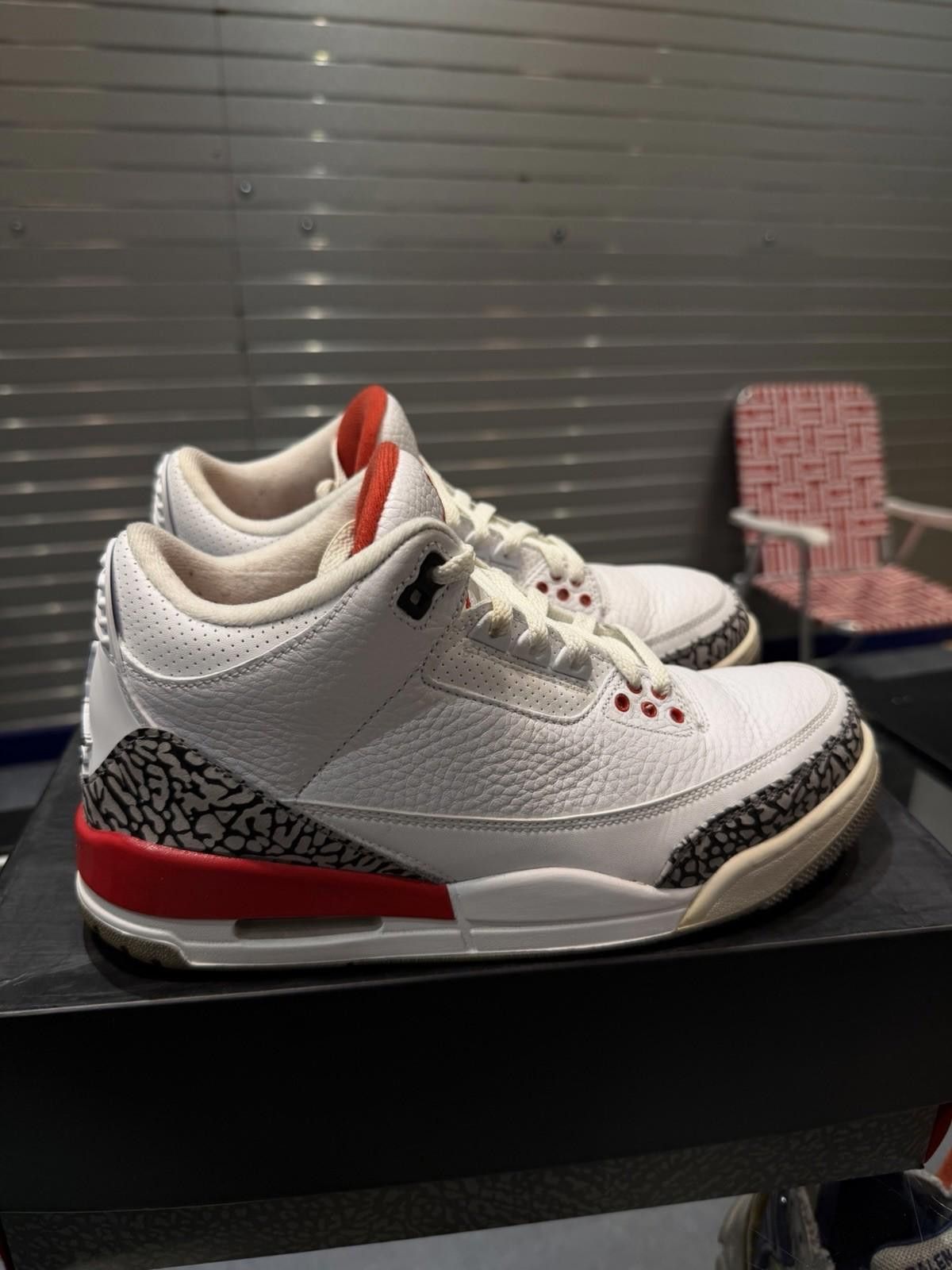 Jordan Brand Nike Air Jordan Retro 3 Katrina Hall Of Fame 2018 Red 8.5 Size US 8.5 / EU 41-42 - 3 Thumbnail