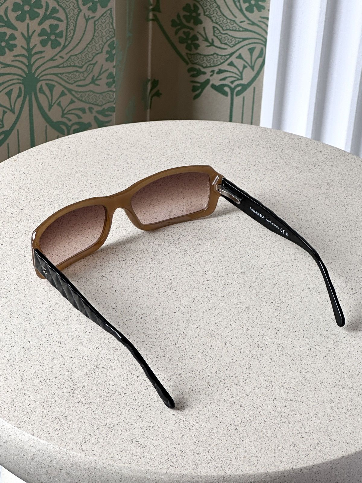 Chanel CHANEL CC Logo Black Beige Quilted Sunglasses 5125 Size ONE SIZE - 13 Thumbnail