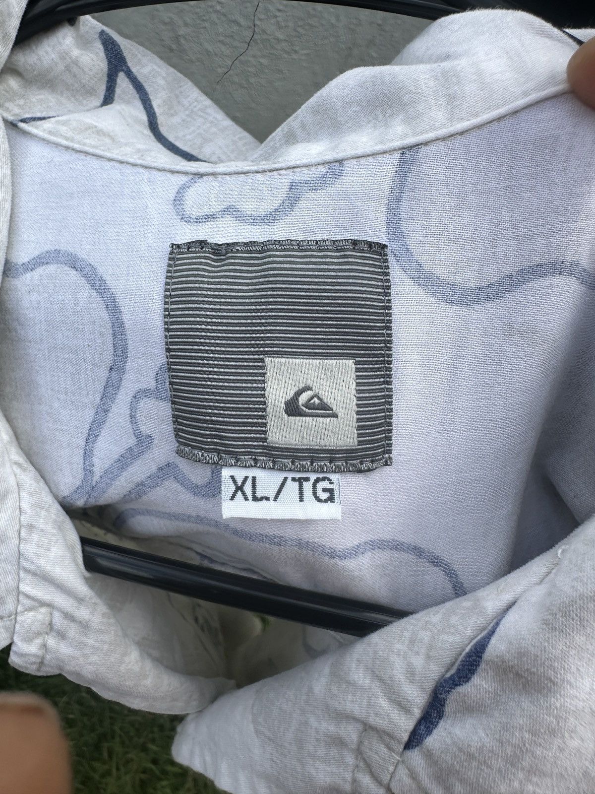 Quiksilver PreOwned Quiksilver Beige Hawaiian Print Men's XL Size US XL / EU 56 / 4 - 4 Thumbnail