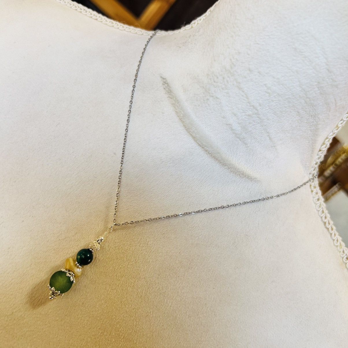 Handmade Handcrafted elegant genuine stone pendant on chain necklace Size ONE SIZE - 2 Thumbnail