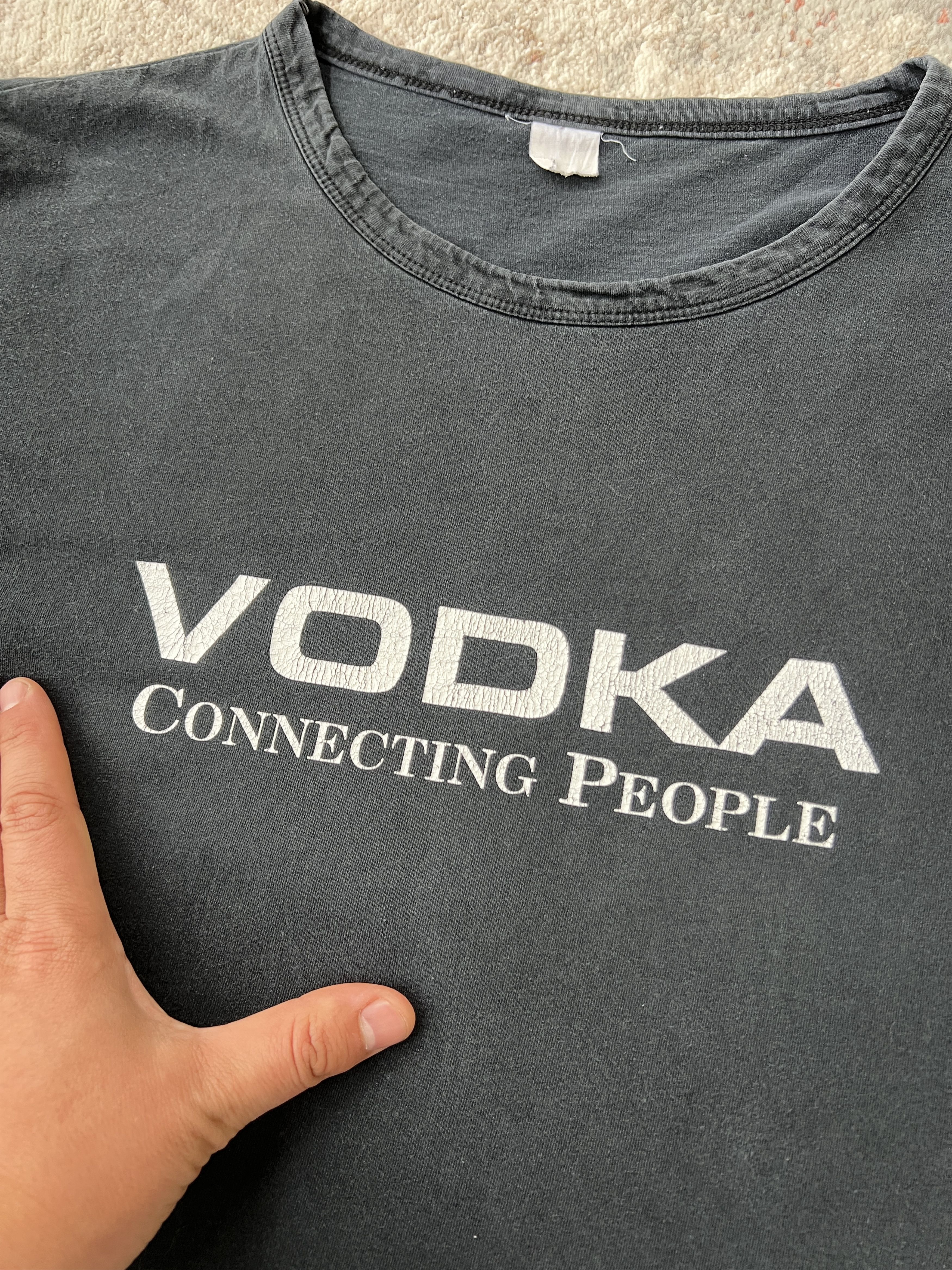 Vintage Vodka Connecting People Tee Size US XL / EU 56 / 4 - 2 Thumbnail