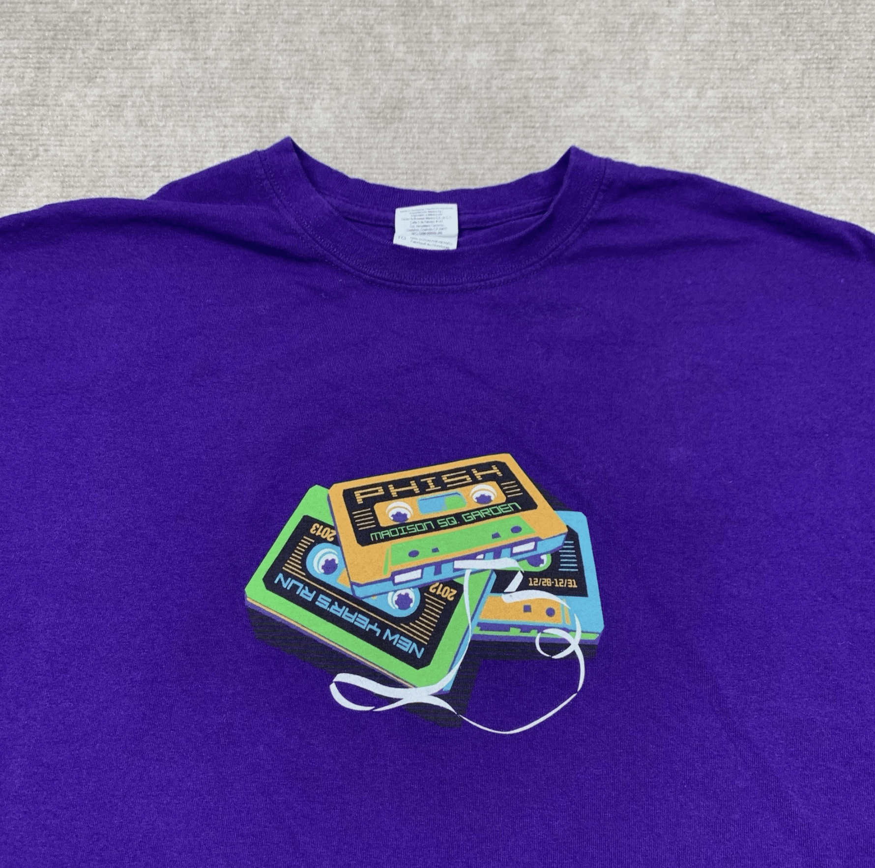 Gildan Phish T Shirt NYE Madison Square Garden Cassette XL Size US XL / EU 56 / 4 - 2 Thumbnail