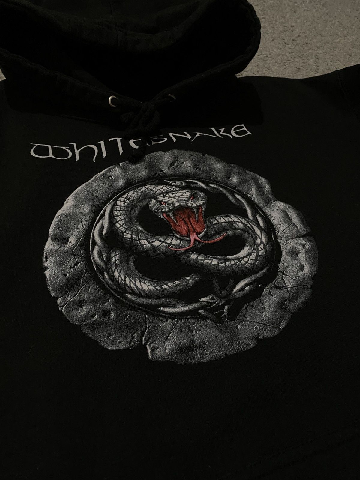 Band Tees × Vintage Whitesnake Vintage Hoodie Uroboros M Death Metal y2k grunge Size US M / EU 48-50 / 2 - 11 Thumbnail