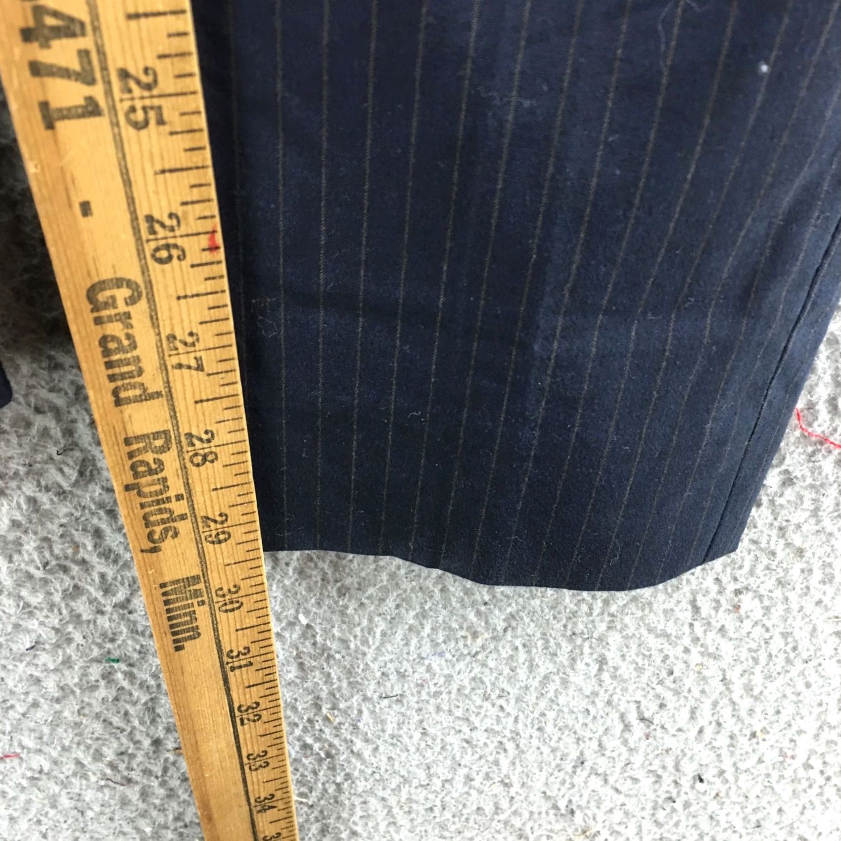 Banana Republic Banana Republic Dress Pants Womens 0 Blue Pinstriped Mid Rise Zip Fly Casual Dress Pants Womens Regular Blue Pinstriped 0 Size 25" / US 0 / IT 36 - 7 Thumbnail