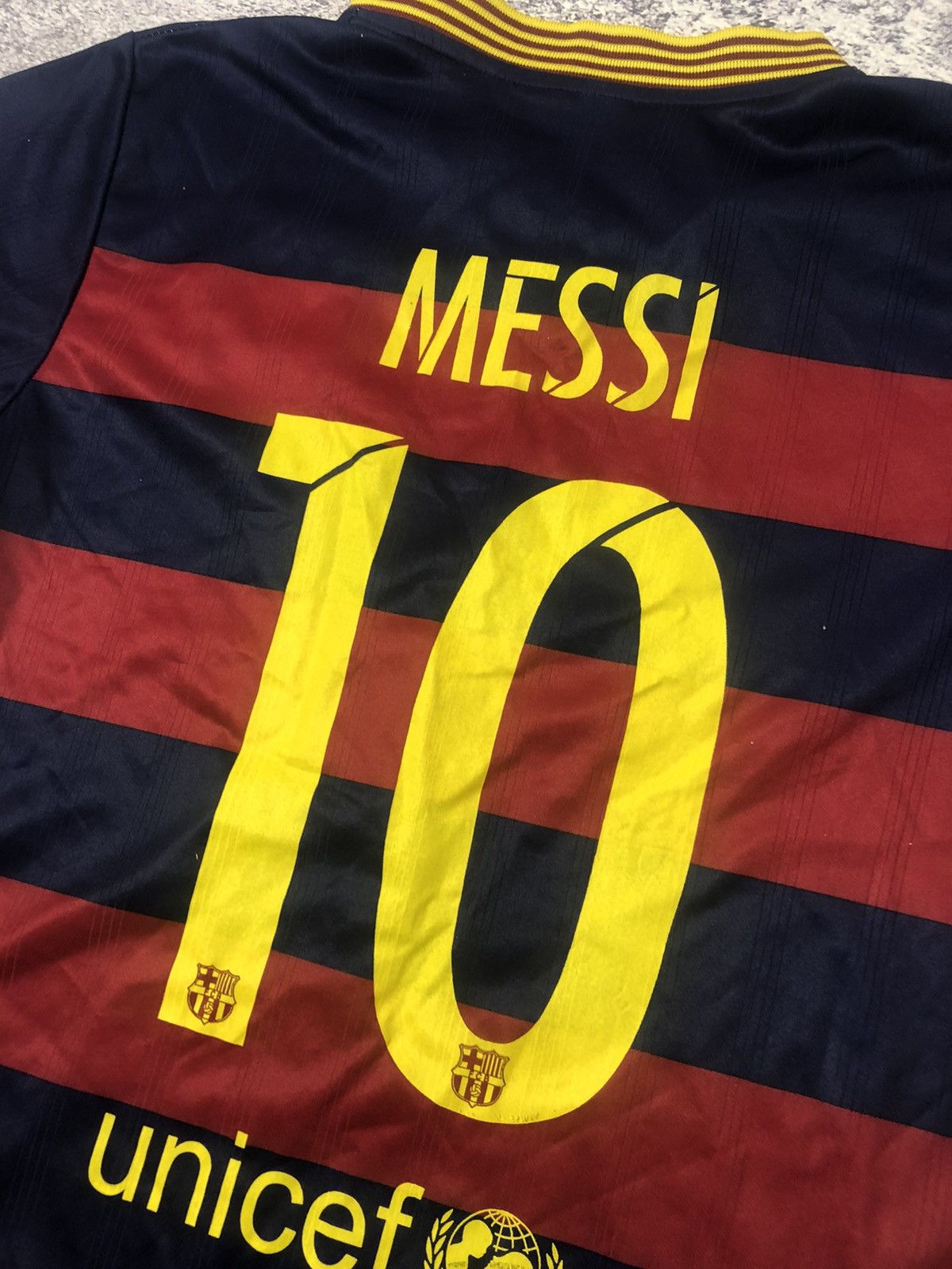Other Soccer jersey F.C Barcelona #10 Messi y2k sport casual ykk Size US M / EU 48-50 / 2 - 9 Thumbnail