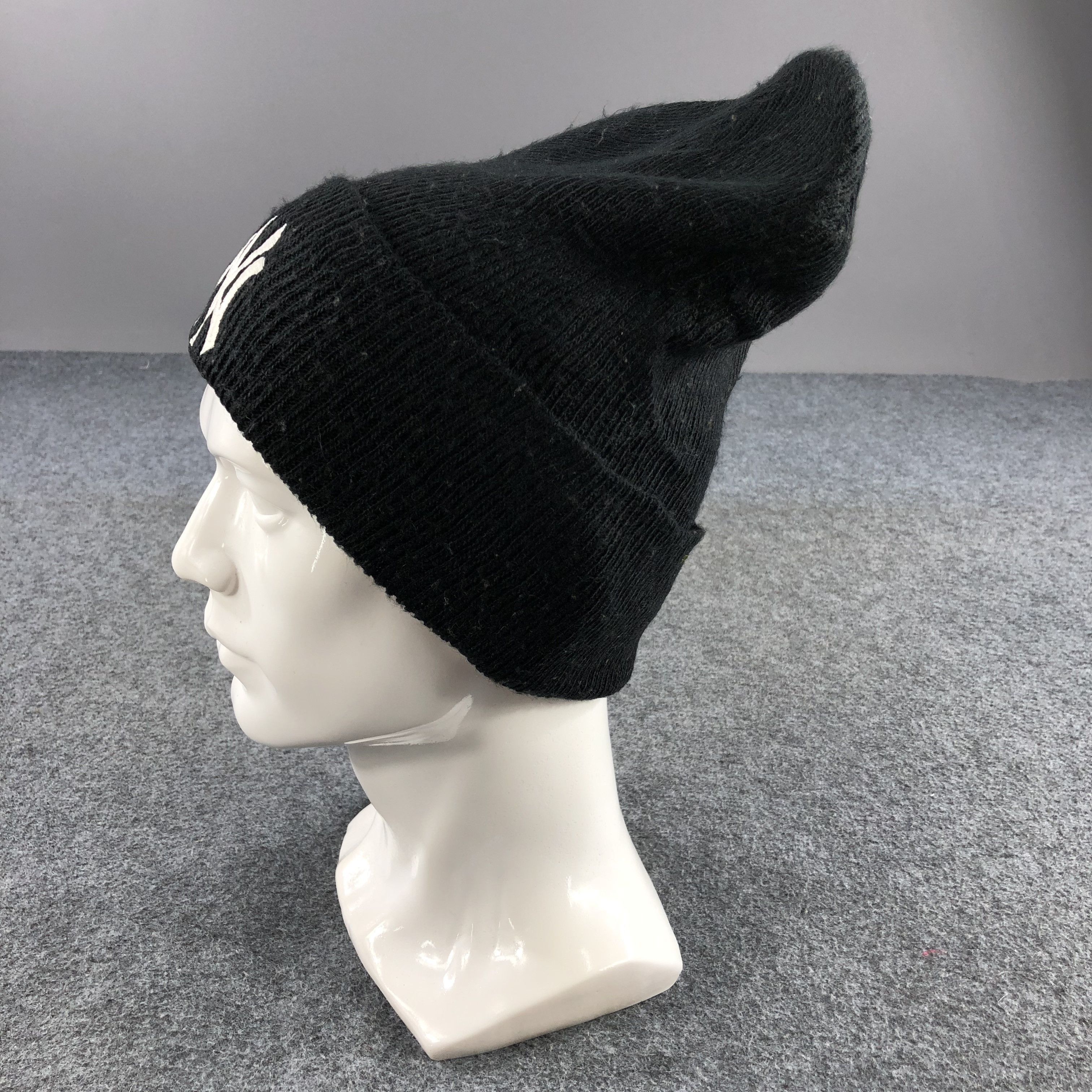 Vintage NY Beanie Snowcap Snow Hat B303 Size ONE SIZE - 2 Thumbnail