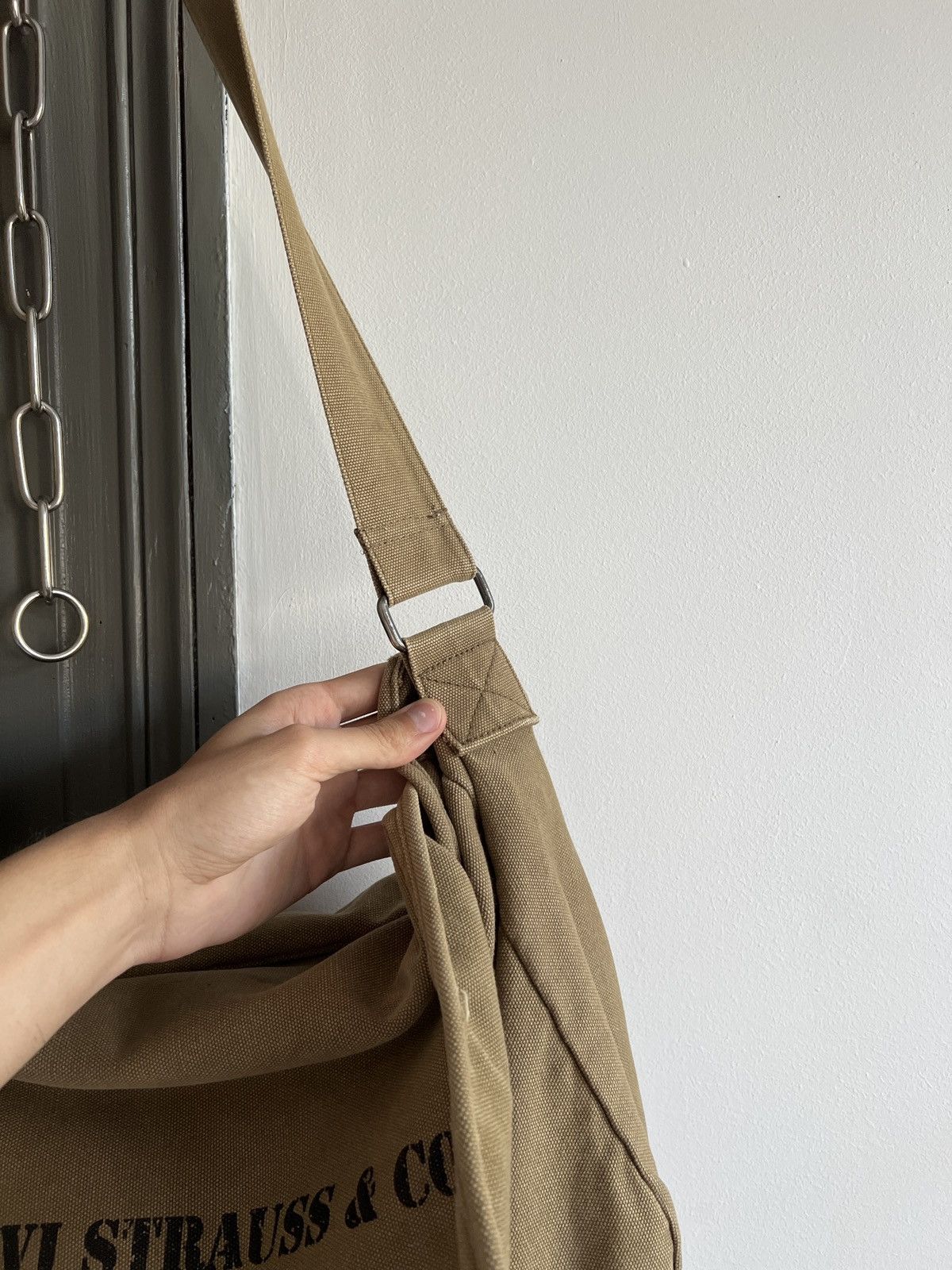 Levi's Vintage Military Style Levi’s Cotton Canvas Shoulder Bag Size ONE SIZE - 12 Thumbnail