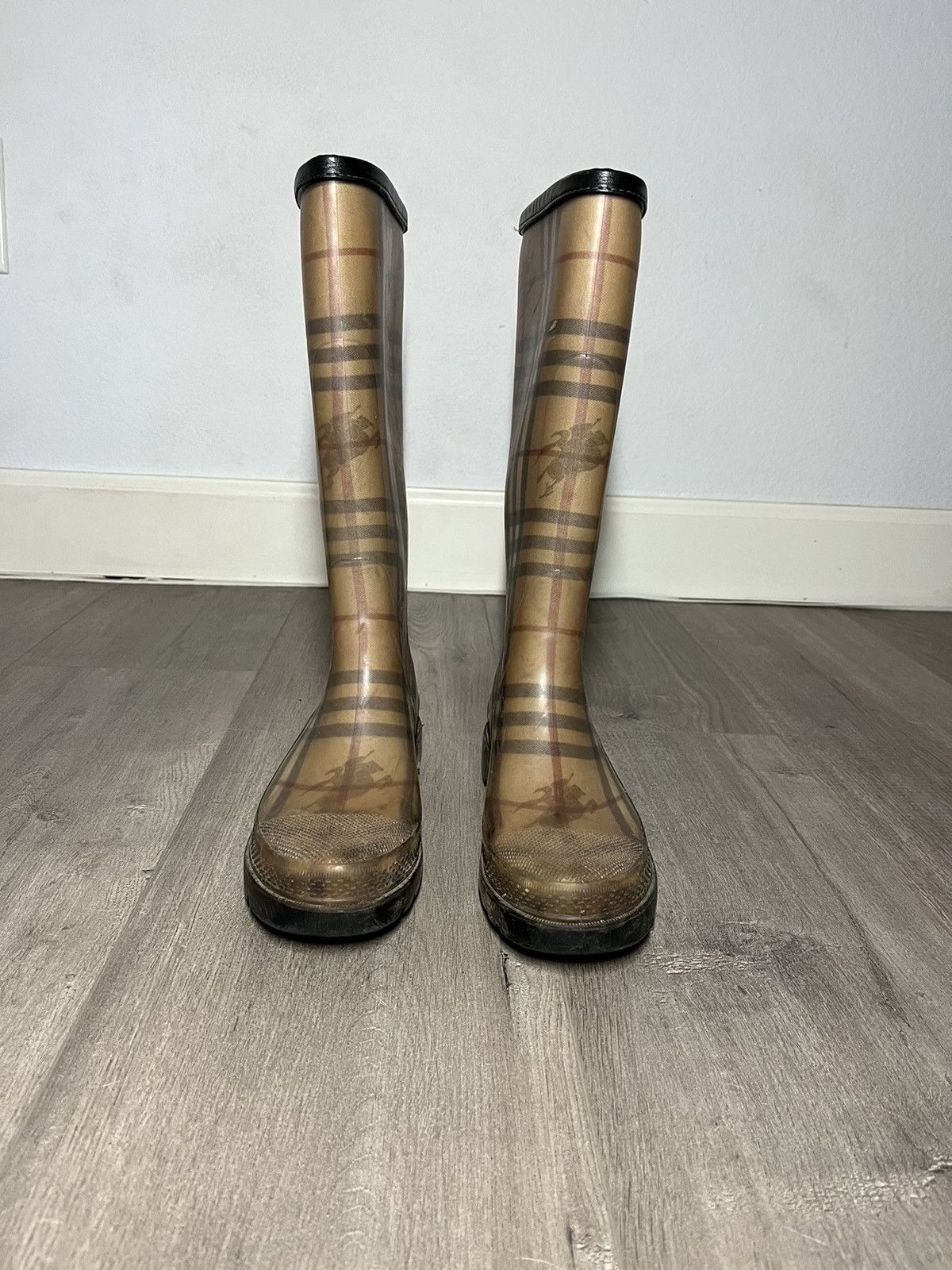Burberry Burberry Boots Size US 6.5 / IT 36.5 - 1 Thumbnail