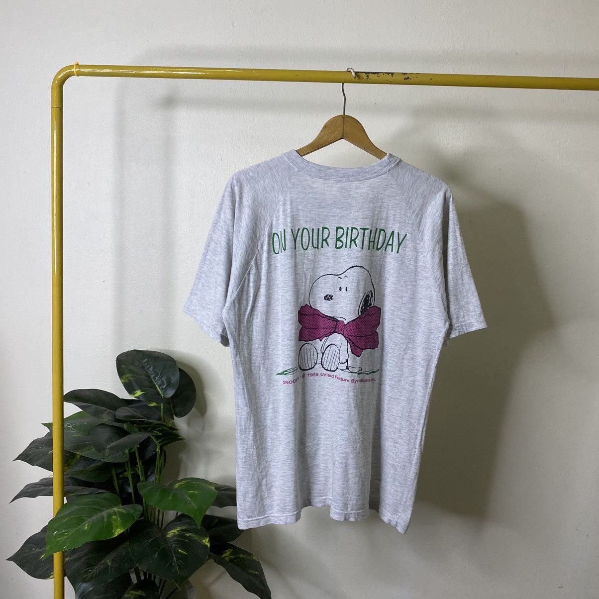 Peanuts Vintage 1990s Peanuts Snoopy Double Sided Graphic T Shirt Size US L / EU 52-54 / 3 - 6 Thumbnail
