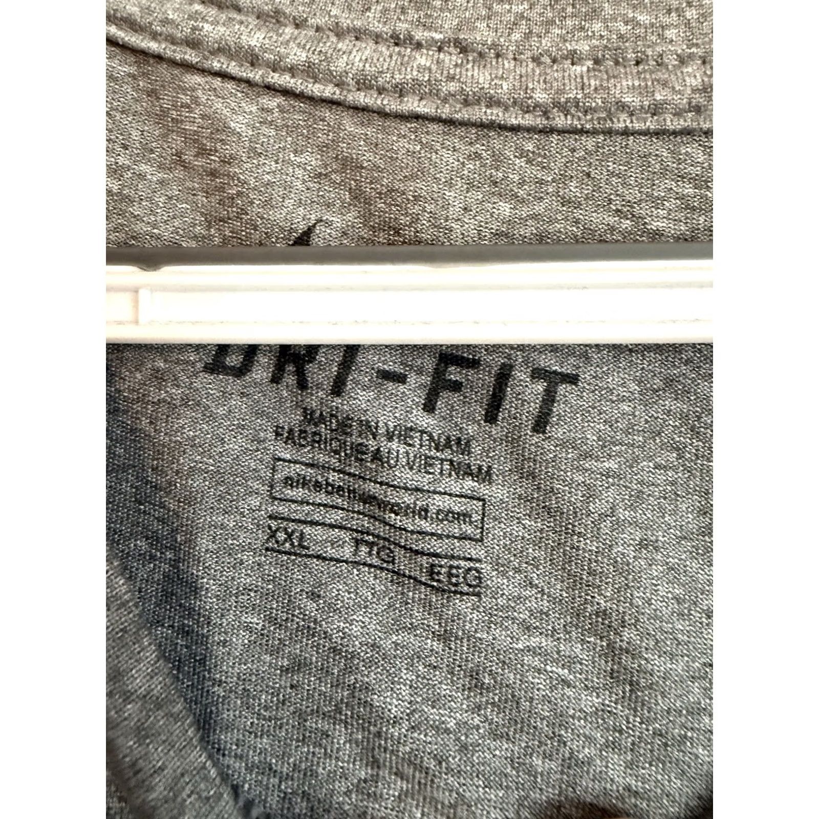 Nike Nike Dri Fit Mens XXL T Shirt Dark Gray Heather Basketball Baseball Football Sports Size US XXL / EU 58 / 5 - 3 Thumbnail