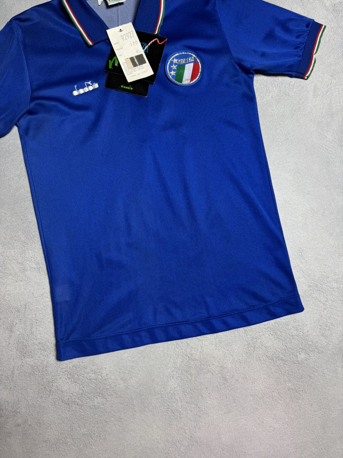 Diadora Italy 1990 1991 Home Football Shirt Soccer Jersey Diadora Size US S / EU 44-46 / 1 - 4 Thumbnail