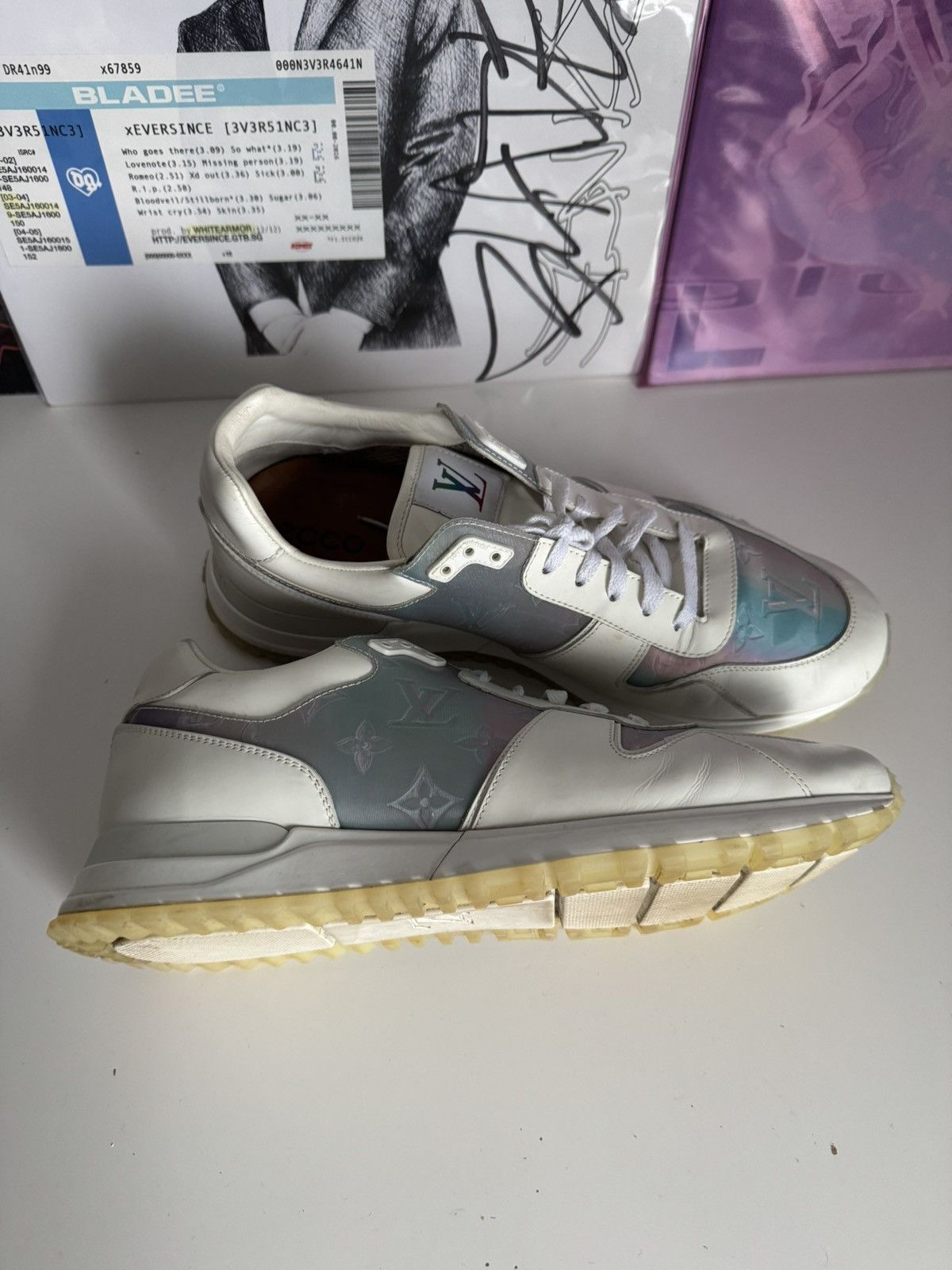 Louis Vuitton Louis Vuitton Run Away Sneakers Iridescent Monogram Luxury Size US 8 / EU 41 - 10 Thumbnail