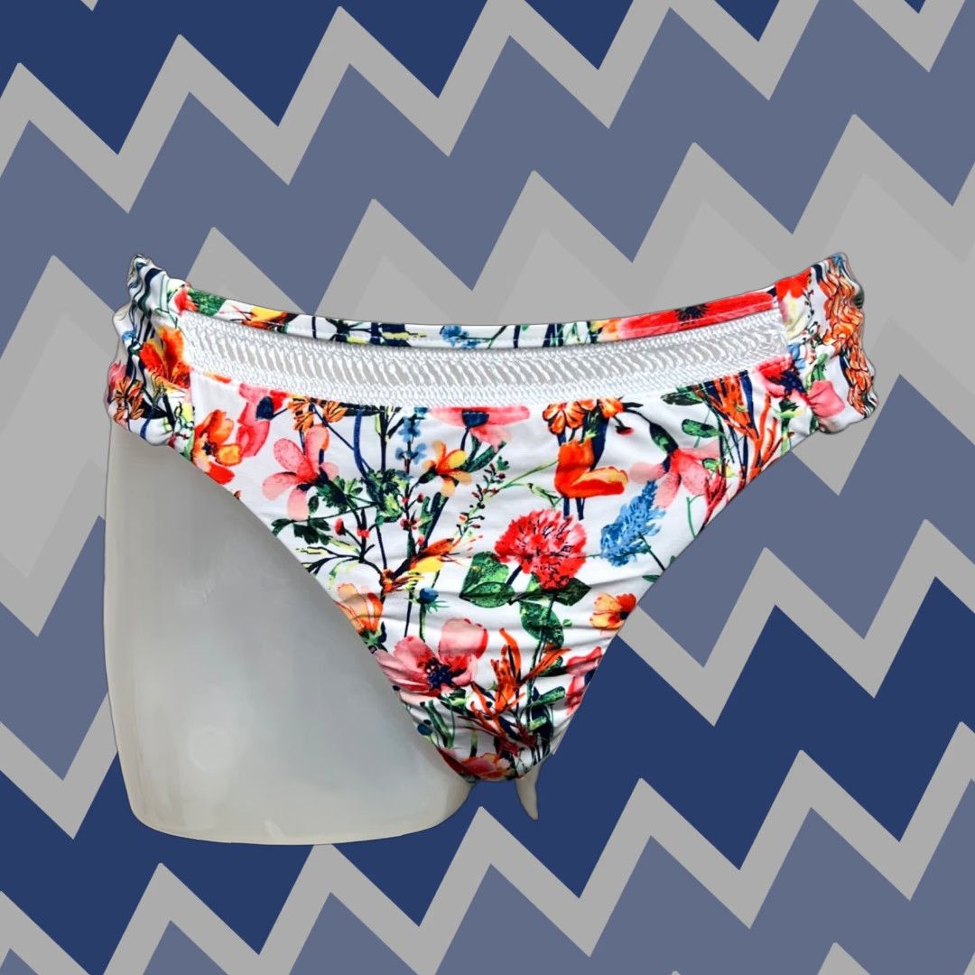 Lucky Brand Lucky Brand Bikini Bottom M White Multicolor Floral Beach Summer Swim Bottom Women Size 32" / US 10 / IT 46 - 1 Thumbnail