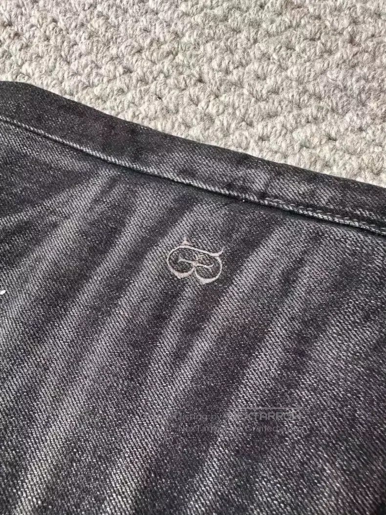 Neighborhood Neighborhood size L Jeans Size US 27 - 4 Thumbnail