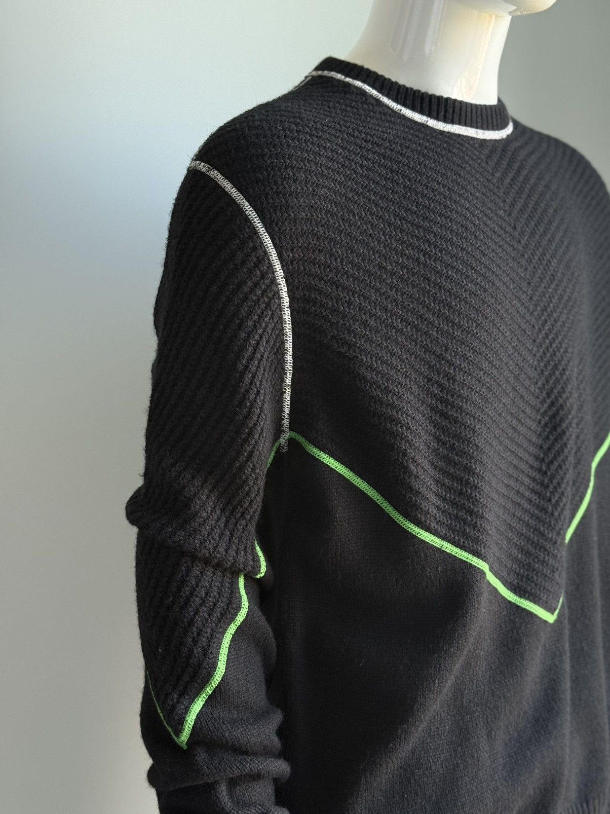 Bottega Veneta RRP $2500 Bottega Veneta Cashmere Sweater Overlock Mens L Size US L / EU 52-54 / 3 - 8 Thumbnail