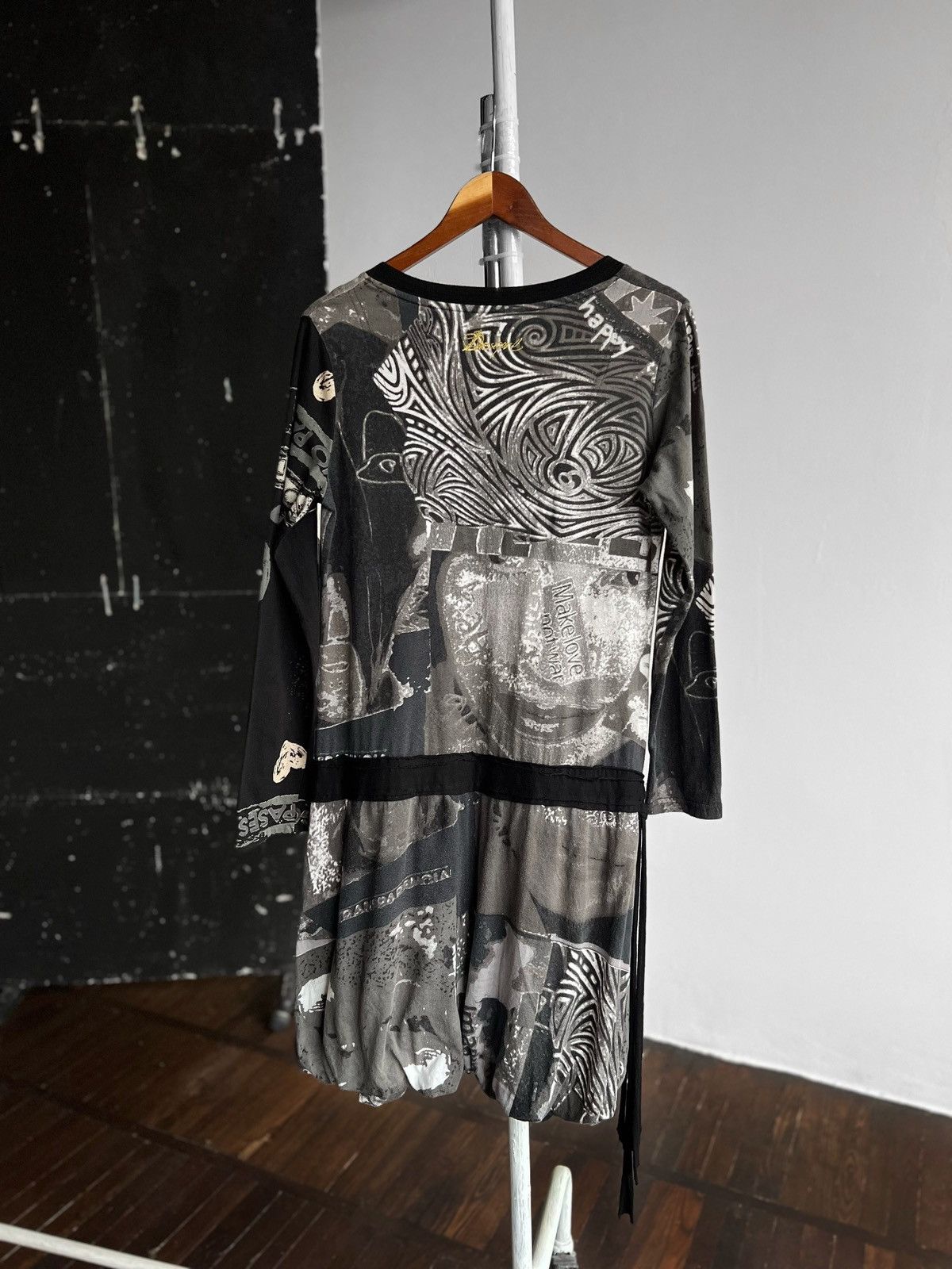 Designer × Desigual Desigual Womens Pop Art Graphic Print LS Drop Waist Dress Size XL / US 12-14 / IT 48-50 - 3 Thumbnail