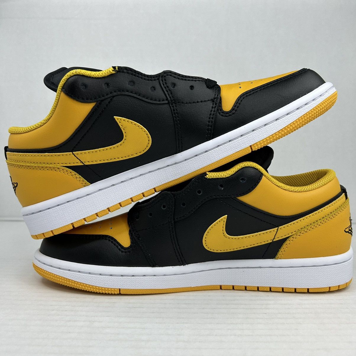 j1 low yellow ochre