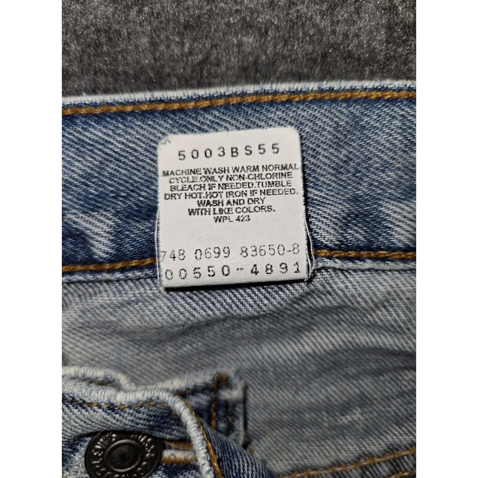 Levi's VINTAGE Levi's 550 Jeans Men 38x34 Relaxed Straight 90s Grunge Blue Denim Distressed Womens? Size US 38 / EU 54 - 3 Thumbnail