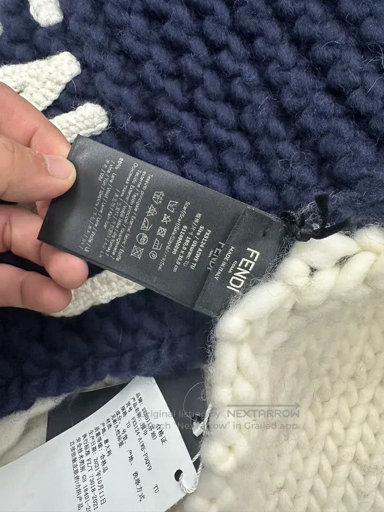 Fendi Fendi Logo Scarf Shawl with Lettering Size ONE SIZE - 5 Thumbnail