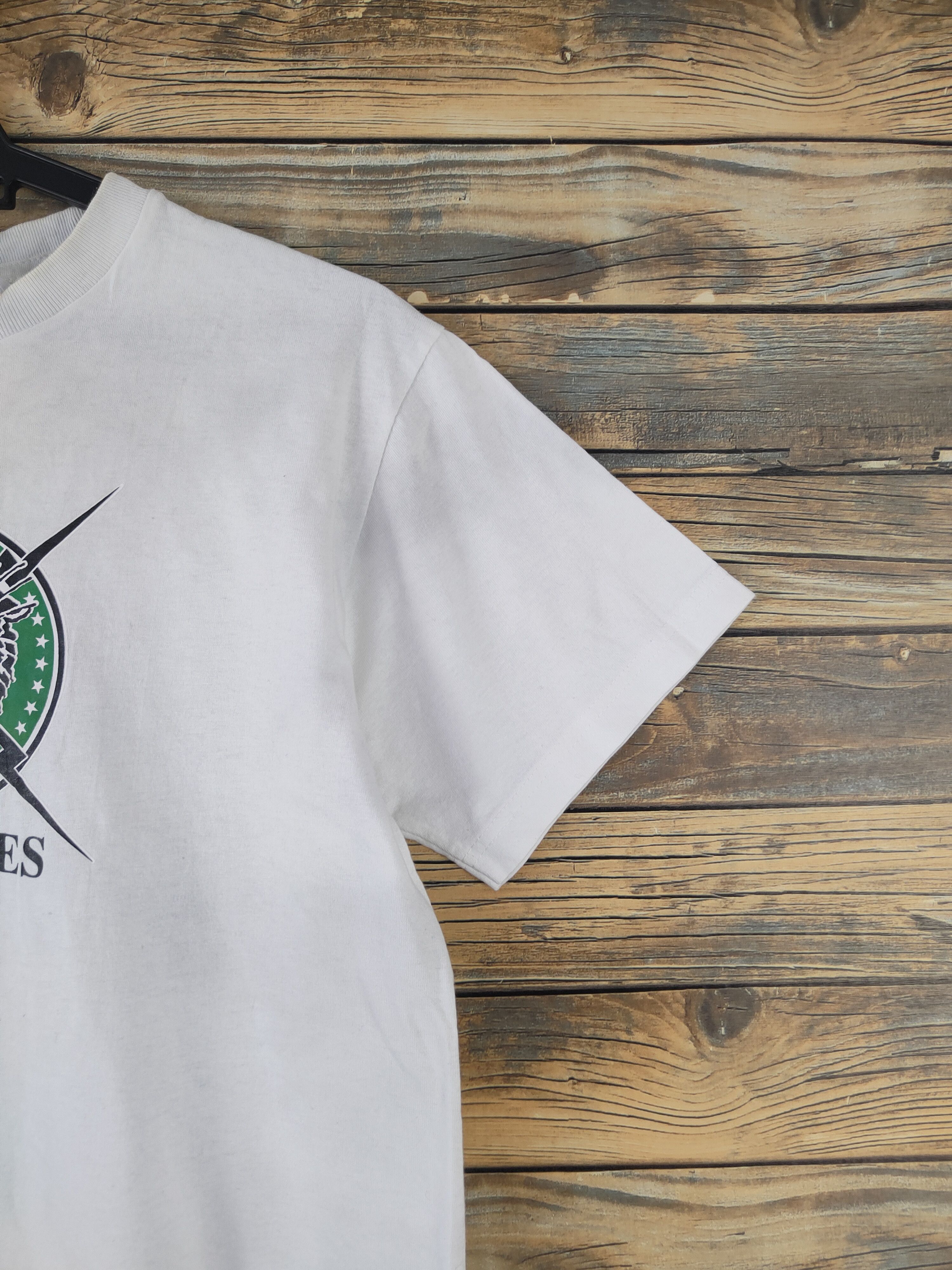 Band Tees DL Wall of Fame Deftone White tee T-shirt #2065 Size US S / EU 44-46 / 1 - 7 Thumbnail