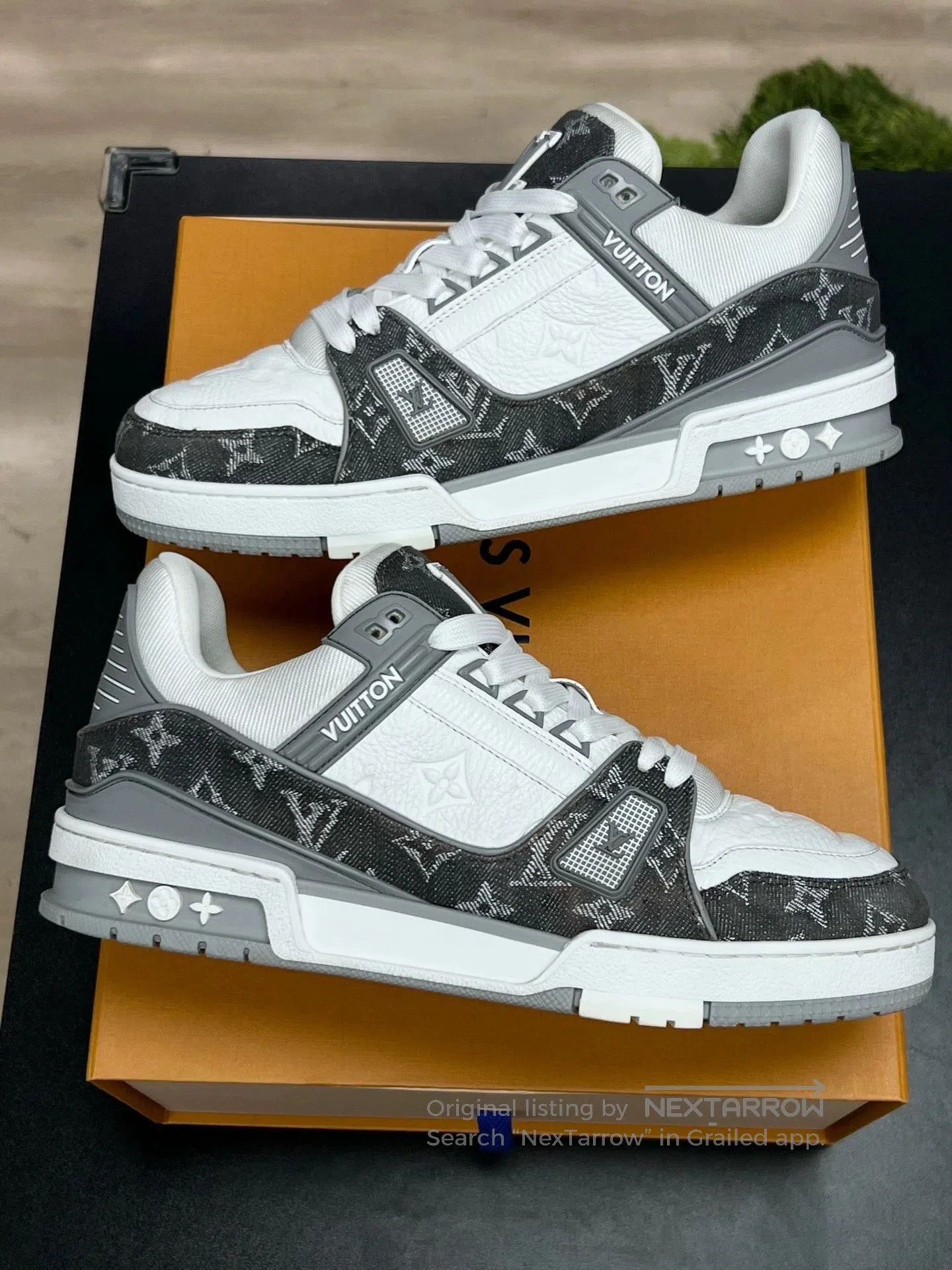 Louis Vuitton lv trainer gray and white sneakers uk7. Size US 7 / EU 40 - 5 Thumbnail