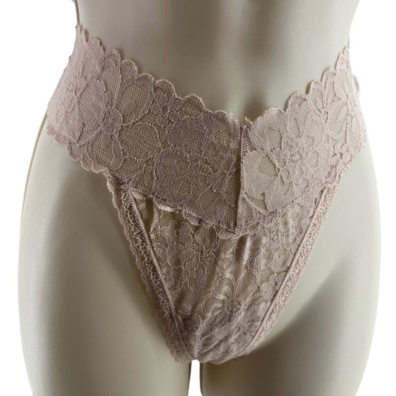 Victorias Secret VictoriaS Secret All Over Lace Thong Panty Blush Large in Pink, Women's