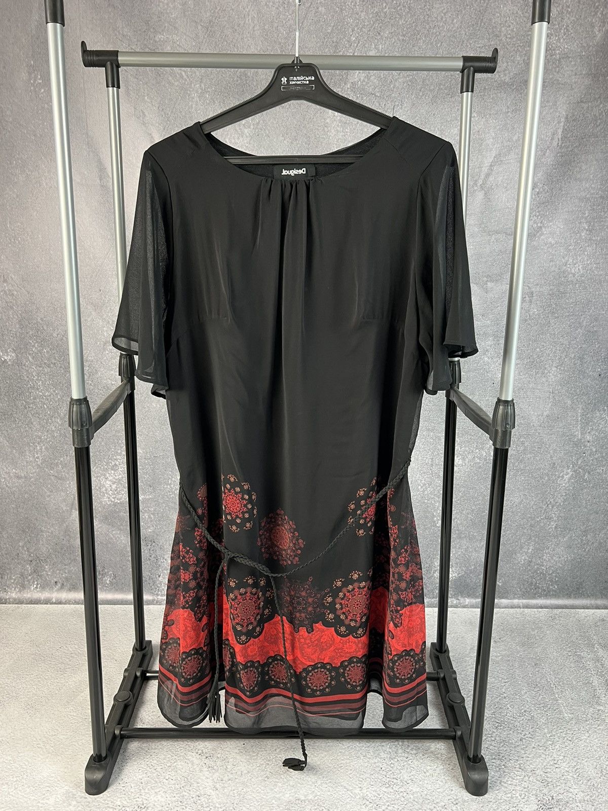 Desigual Desigual luxury wmns dress Size XL / US 12-14 / IT 48-50 - 1 Thumbnail