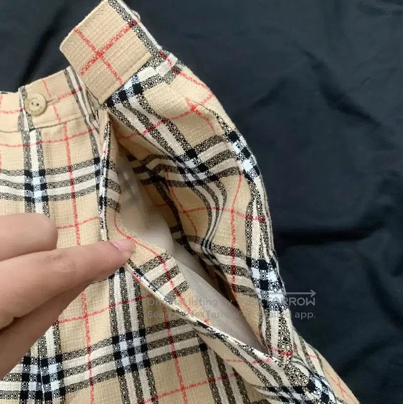 Burberry Burberry Khaki Plaid Women's Casual Pants. Size 23" - 4 Thumbnail