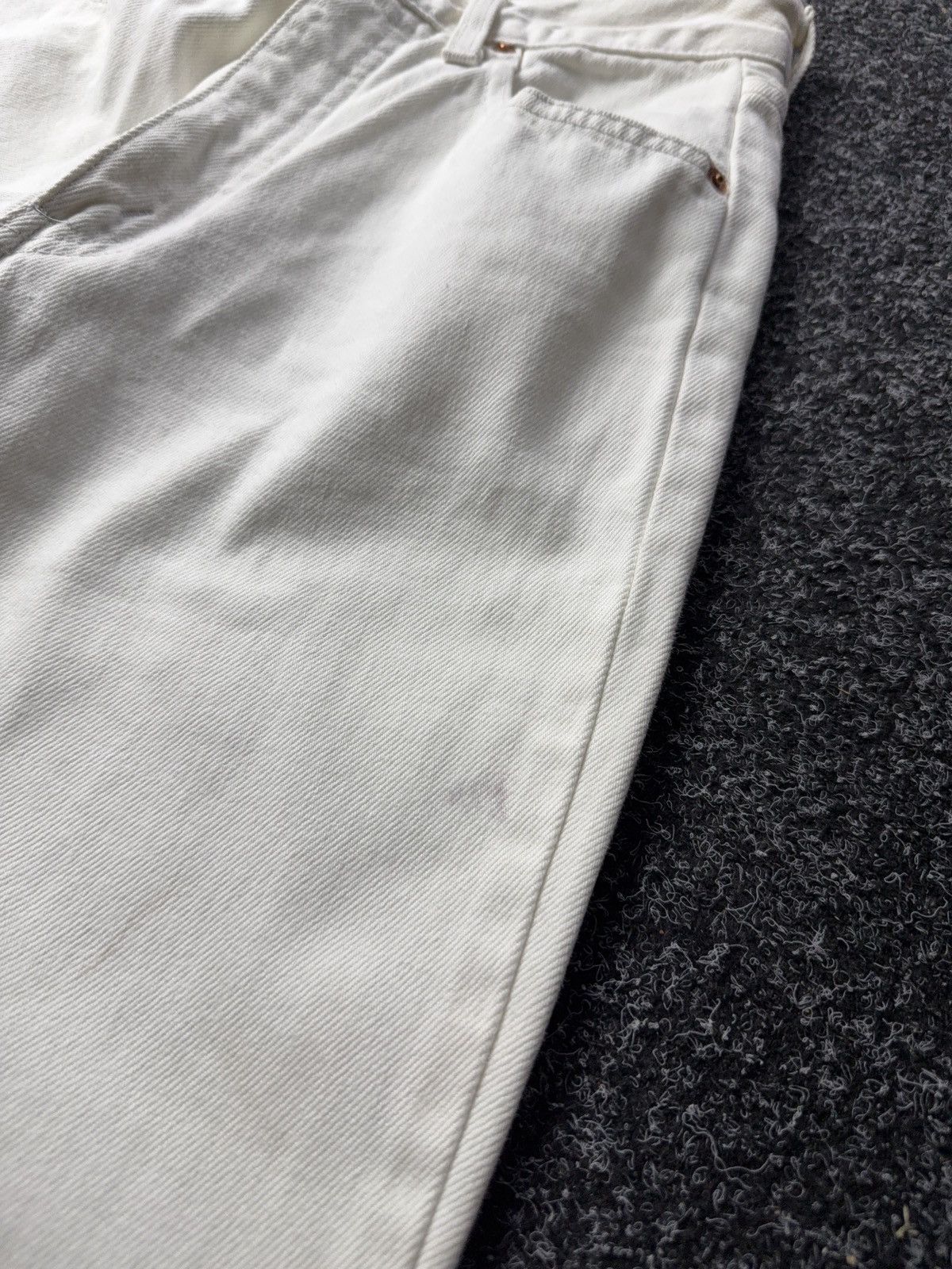 Levi's Vintage Clothing Vintage Levi’s 501 White Denim Jeans Orange Tab W25 L32 Size 25" / US 0 / IT 36 - 11 Thumbnail