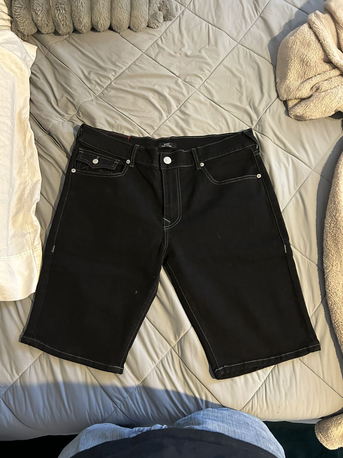 True Religion True Religion Jorts Size US 34 / EU 50 - 1 Thumbnail
