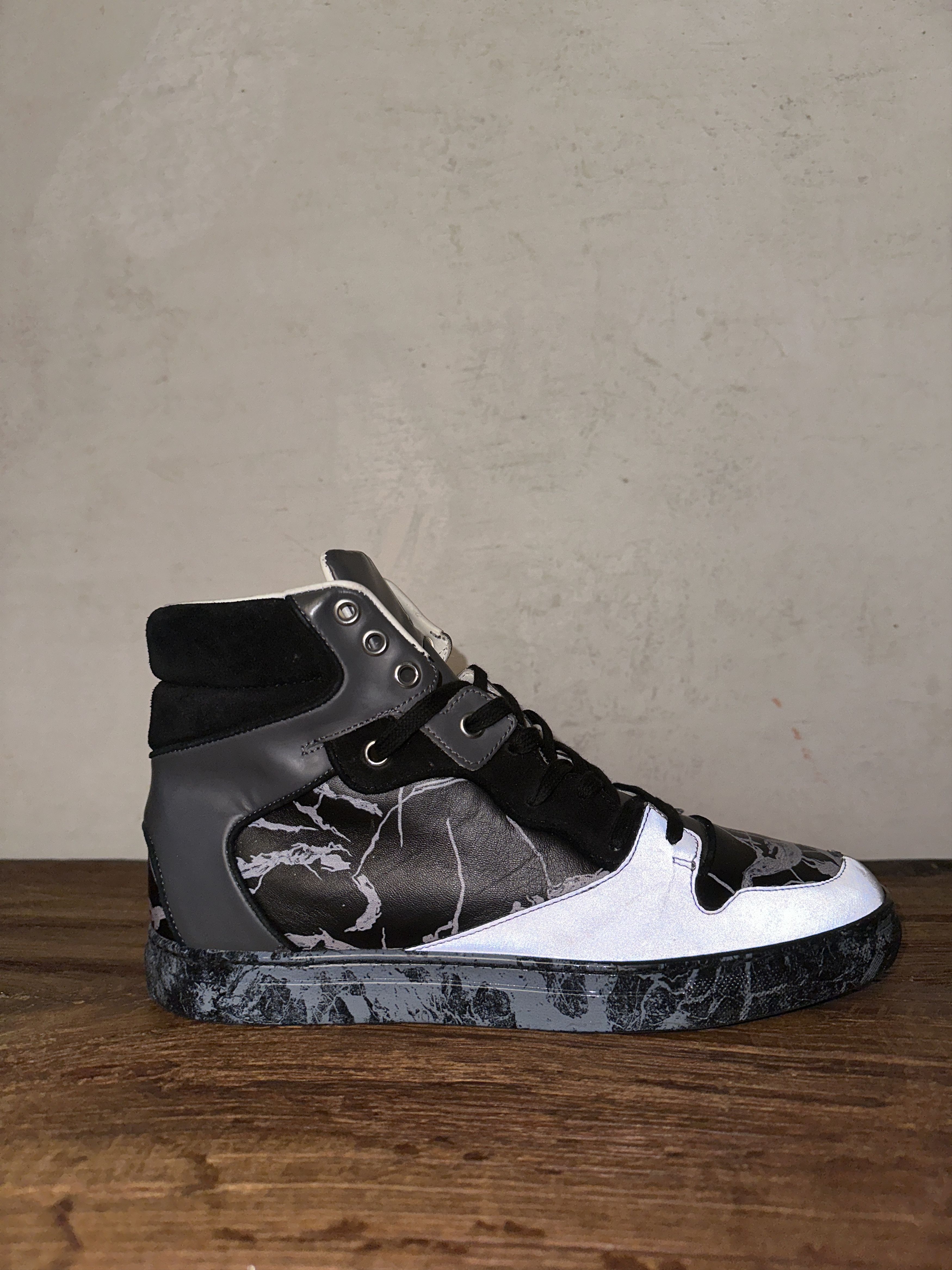 Balenciaga Balenciaga High Top Marble Print Black White Sneakers Size US 7 / EU 40 - 16 Thumbnail
