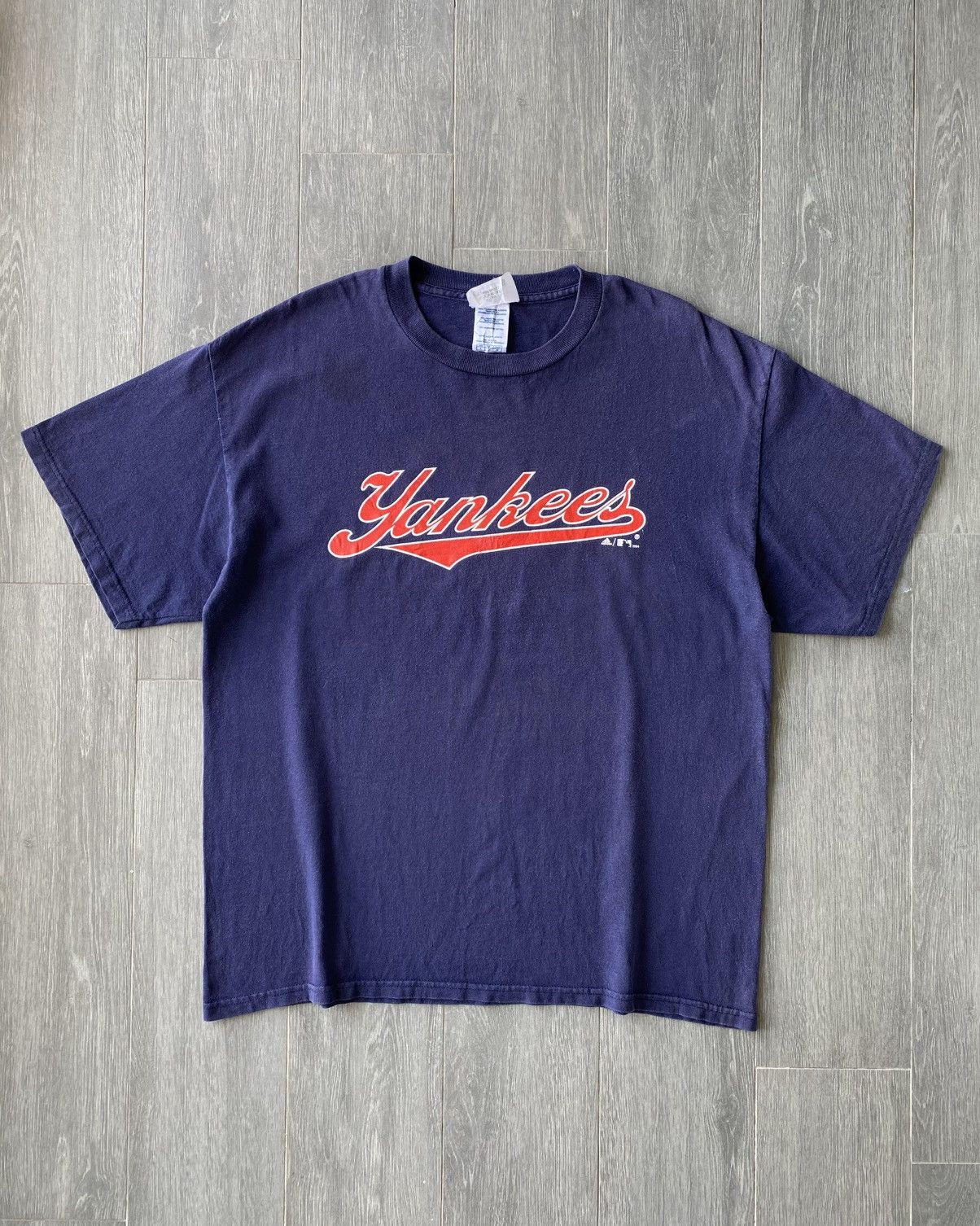 Vintage Vintage 2004 Adidas New York Yankees Promo Shirt✨ Size US L / EU 52-54 / 3 - 1 Thumbnail