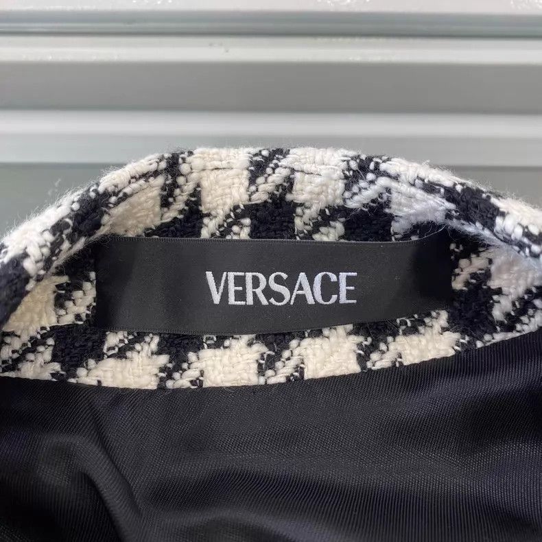 Versace Versace Houndstooth small fragrant jacket Size S / US 4 / IT 40 - 3 Thumbnail