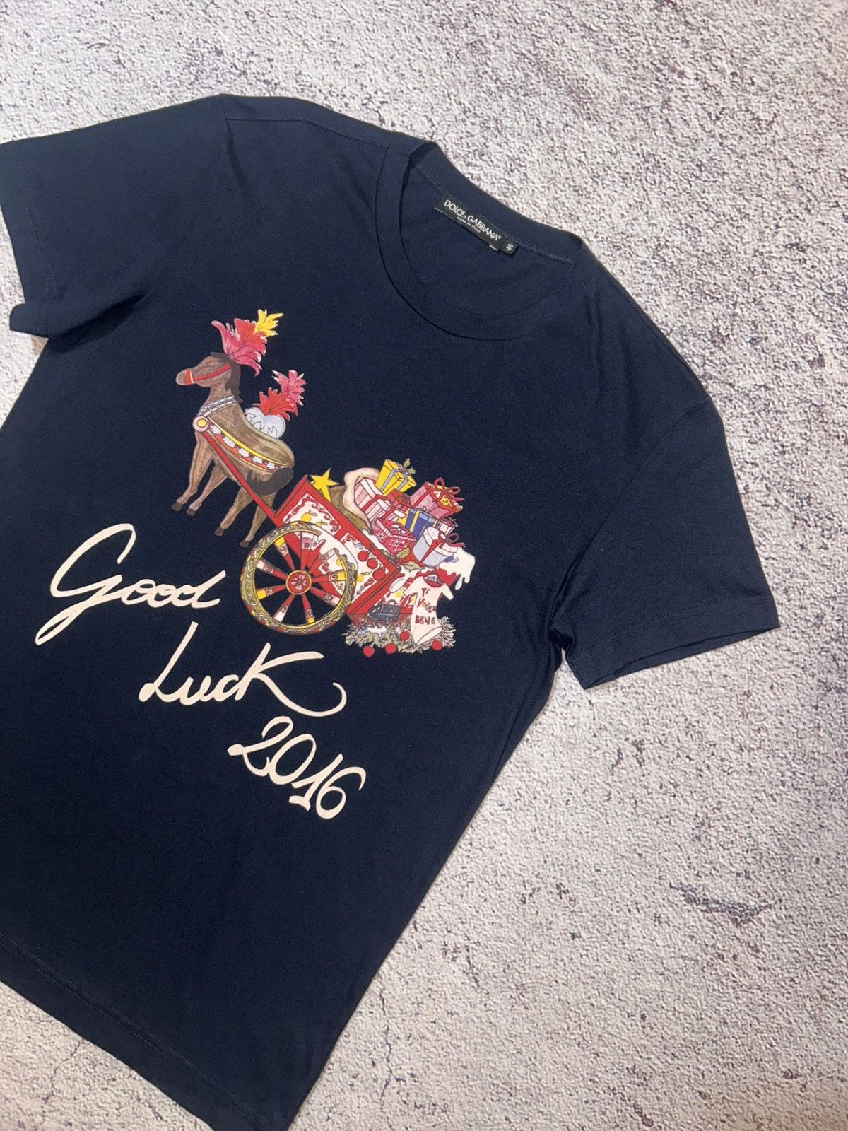 Dolce & Gabbana Dolce & Gabbana “Good Luck 2016” Graphic Luxury Size US S / EU 44-46 / 1 - 2 Thumbnail