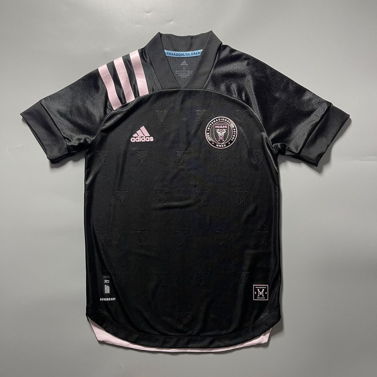 Adidas × Vintage INTER MIAMI ADIDAS 2020/2021 FOOTBALL AWAY JERSEY #8 MATUIDI Size US S / EU 44-46 / 1 - 2 Thumbnail