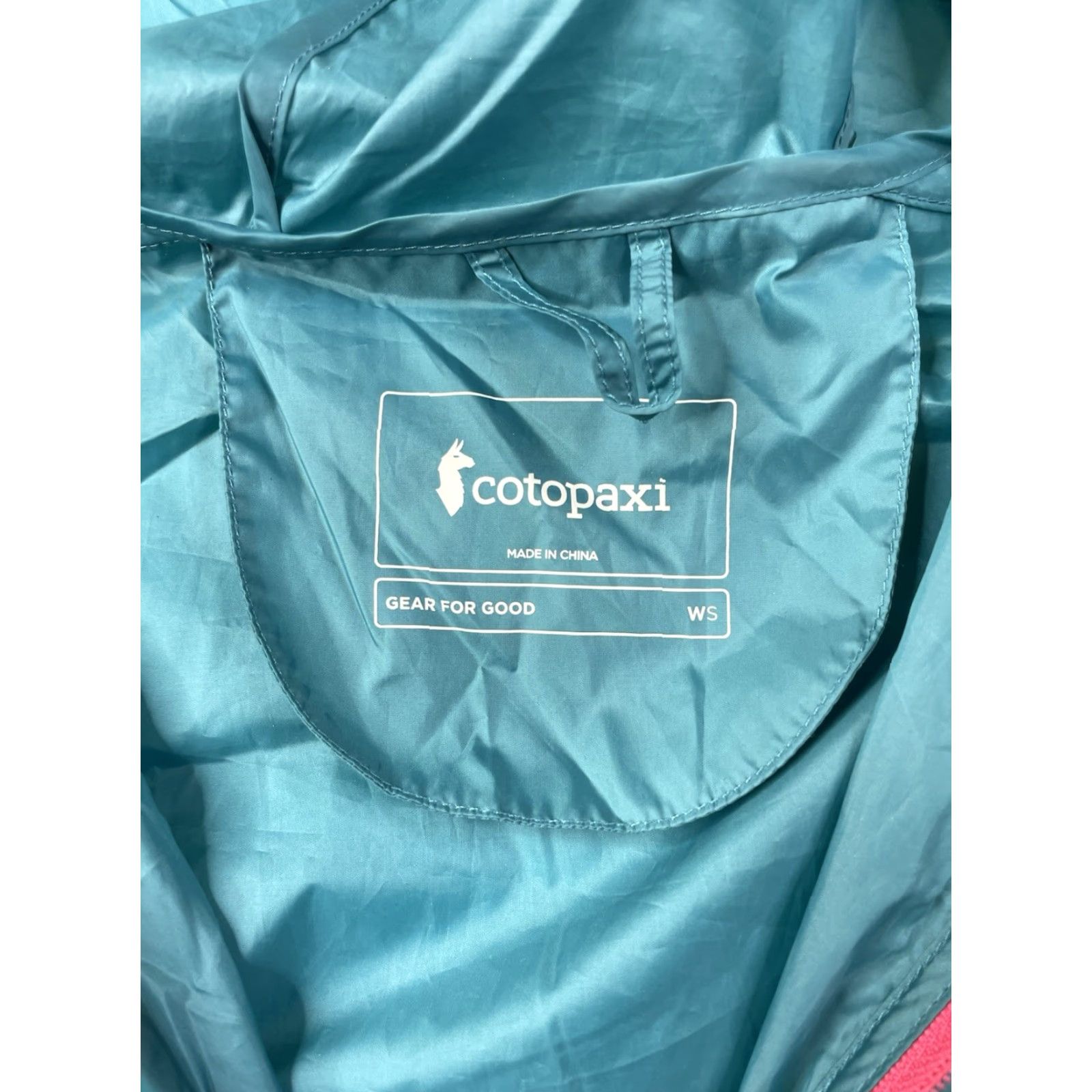 Cotopaxi Cotopaxi Teca Half-Zip Windbreaker Hoodie Pullover Women's Size Small Windbreaker Multicolor Zip Pockets Hooded Lightweight Packable CSR? (Wait) Size S / US 4 / IT 40 - 3 Thumbnail