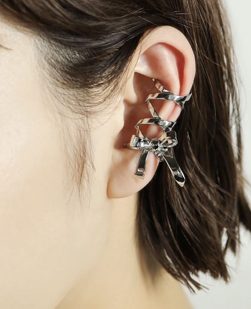 Other LOVE BY E.M. Ribbon Single Ear Cuff Silver Size ONE SIZE - 2 Thumbnail