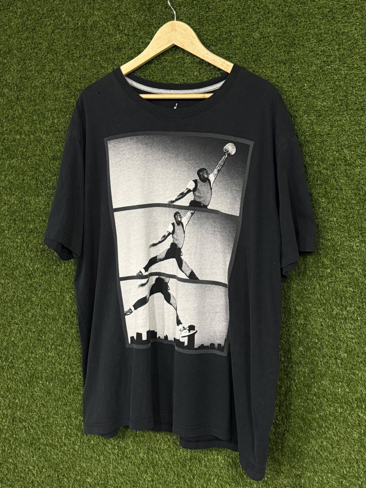 Jordan Brand Jordan Brand Black Photo Snapshot Film Roll Jumpman 3XL XXXL Size US XXL / EU 58 / 5 - 1 Thumbnail