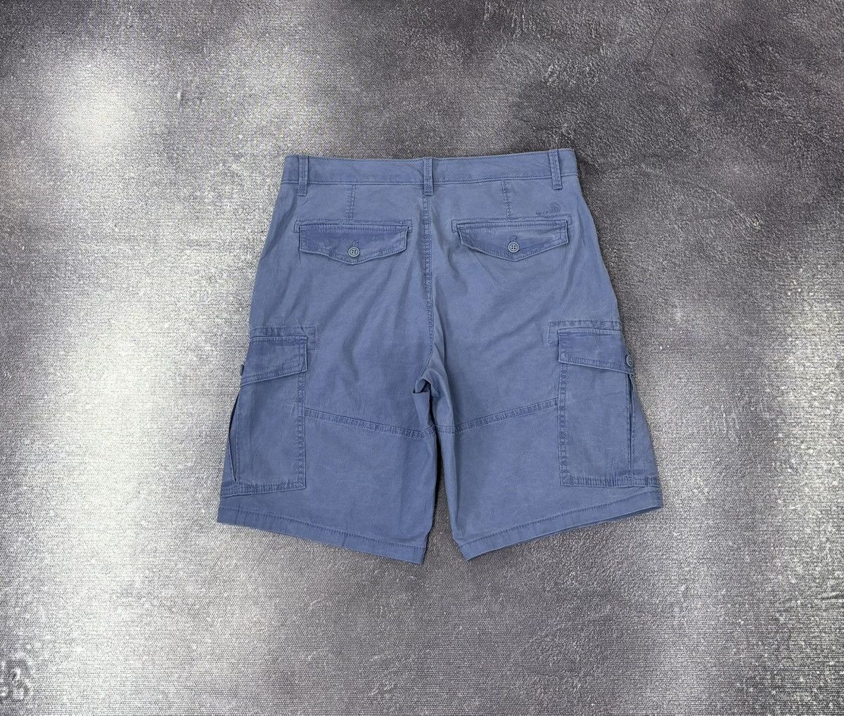 Izod Izod Men’s Y2K Military Style Hype Utility Cargo Shorts Size US 32 / EU 48 - 2 Thumbnail