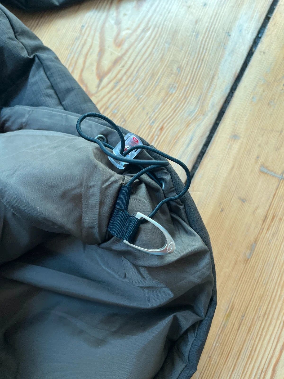 Oakley Archive Puffer Jacket down gorpcore outdoor image 8