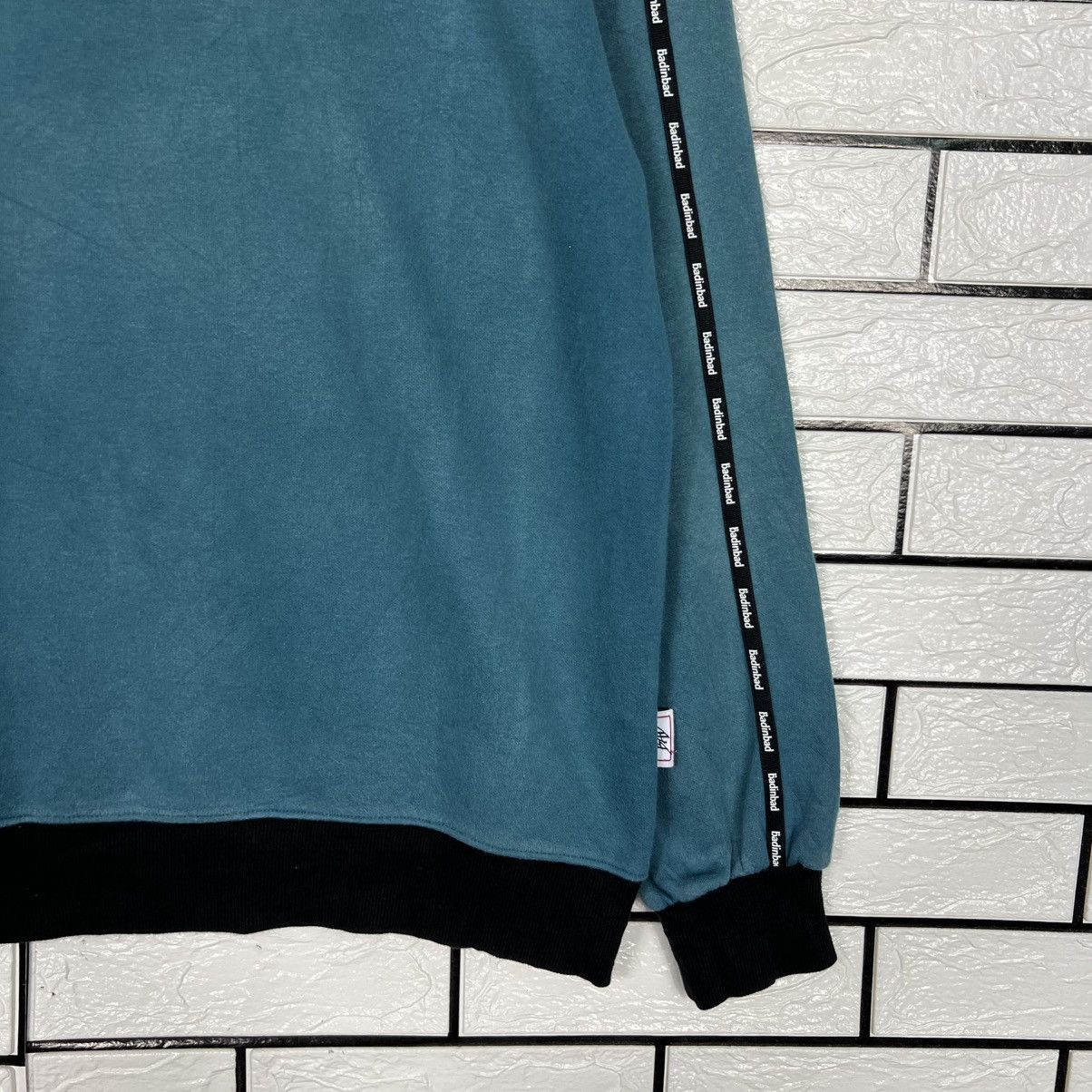 Vintage BAD IN BAD Big Logo Collared Sweatshirt #4181-C191 Size US M / EU 48-50 / 2 - 11 Thumbnail