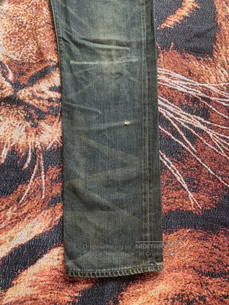 Neighborhood Neighborhood size M Jeans Size US 27 - 7 Thumbnail