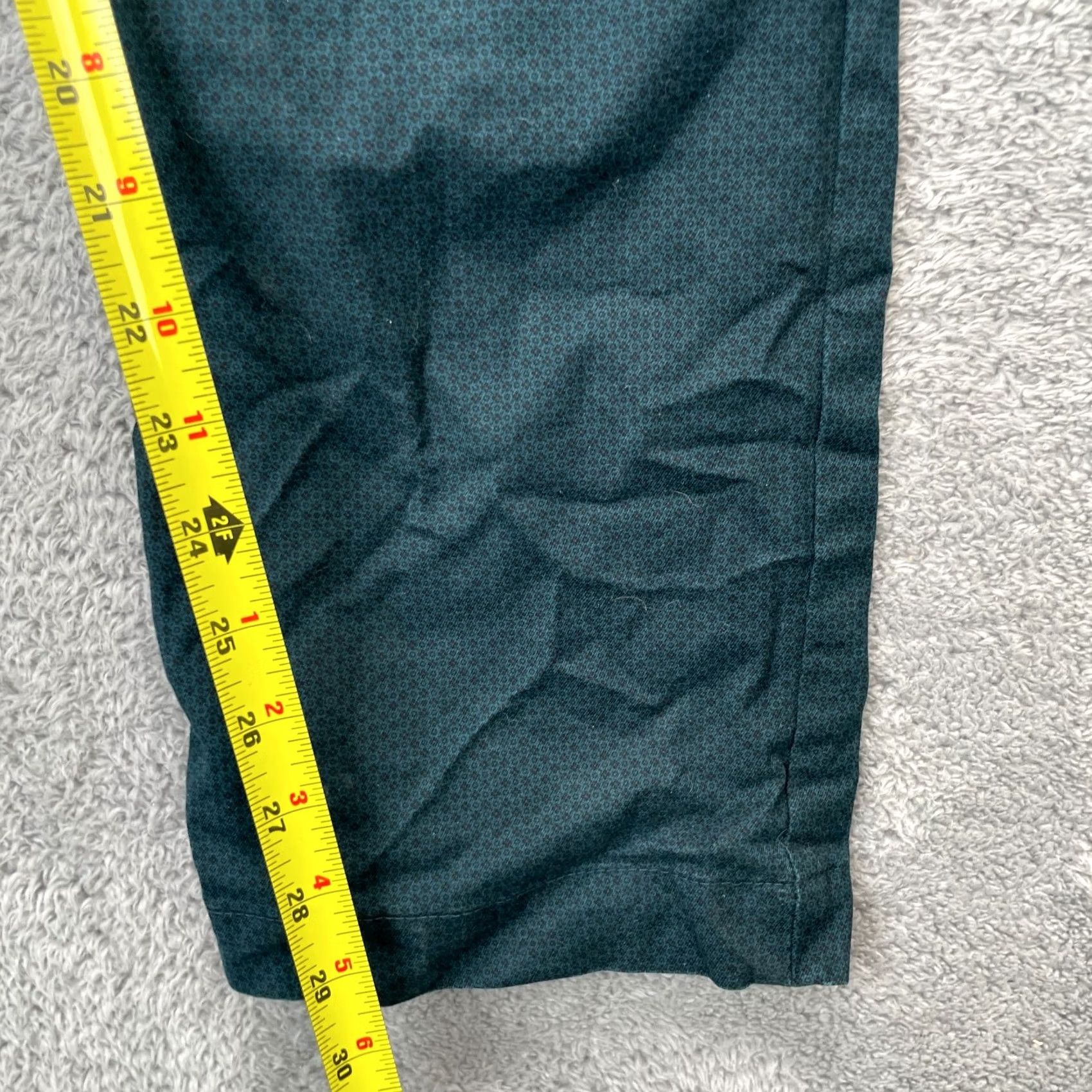 Banana Republic Banana Republic Pants Mens 34x32 Green Aiden Chino Geometric Slim Fit Stretch Pants Mens Slim Chino Green Banana Republic Mens Pants Geometry 90s? Size US 34 / EU 50 - 7 Thumbnail